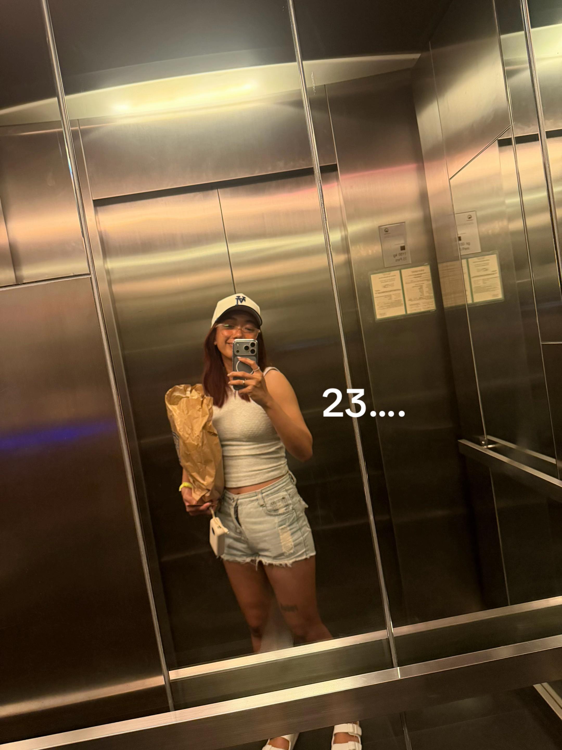 @ritz.zexi on ig