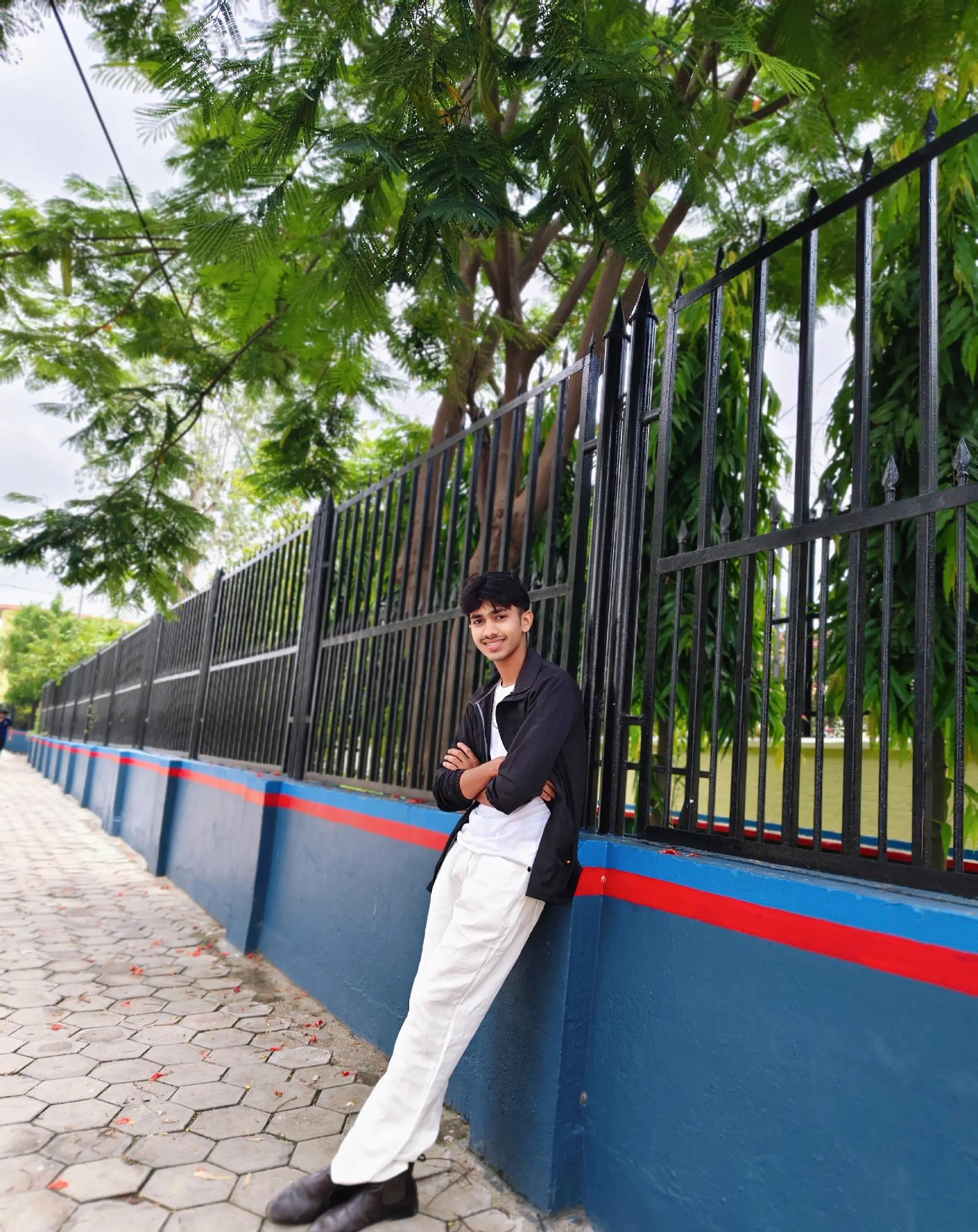 @*_``~Aaditya🤫😊*```~_