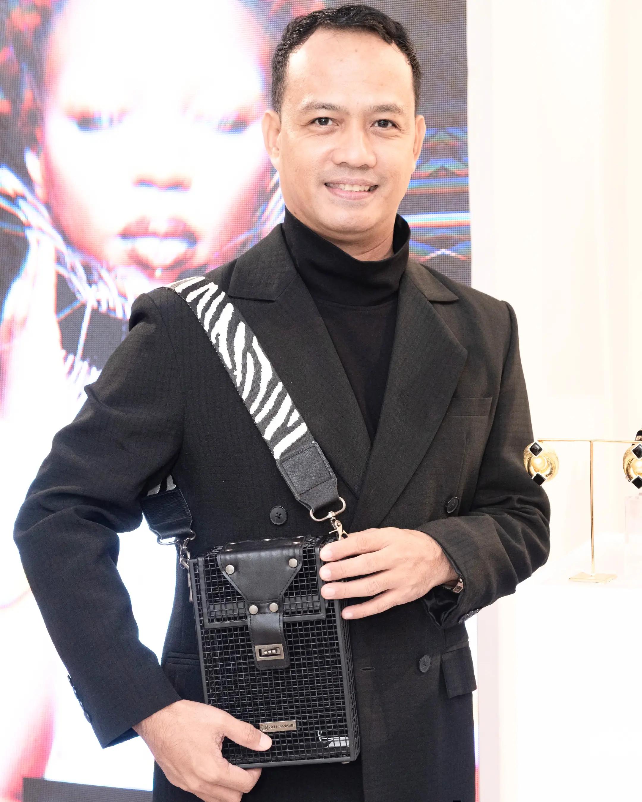 @Bench Bello