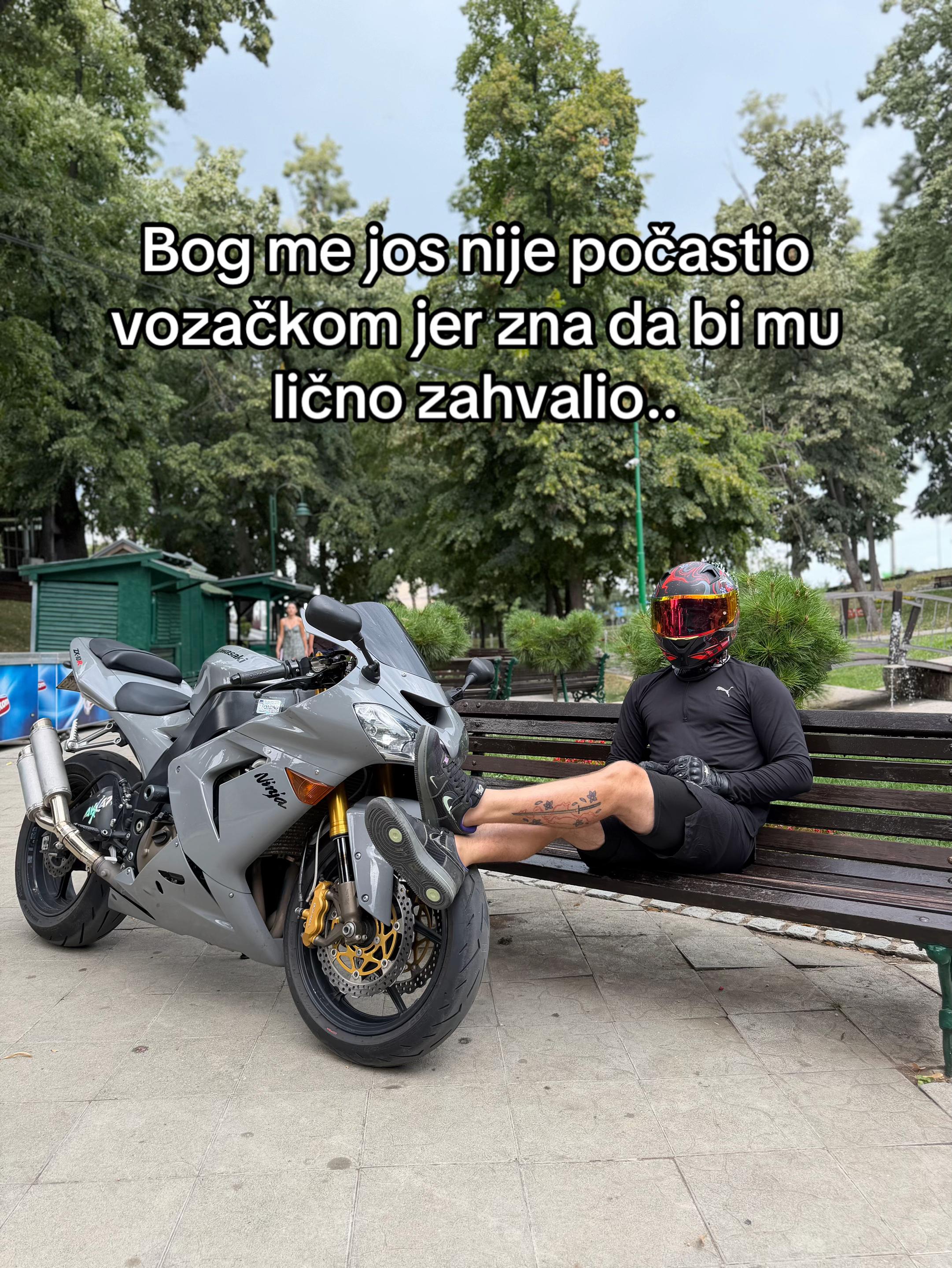 @Baticaa