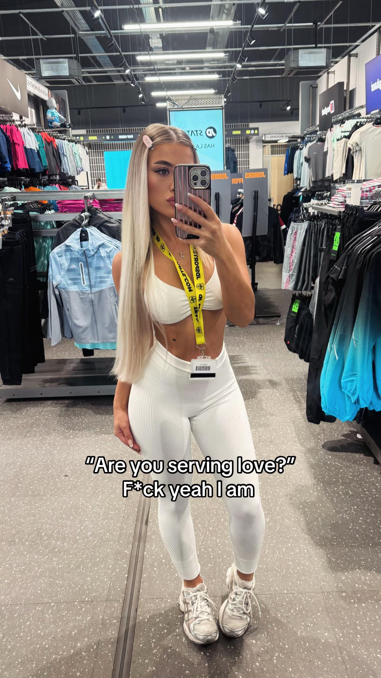 @Lucy Jade 🦋🍭💖🌟