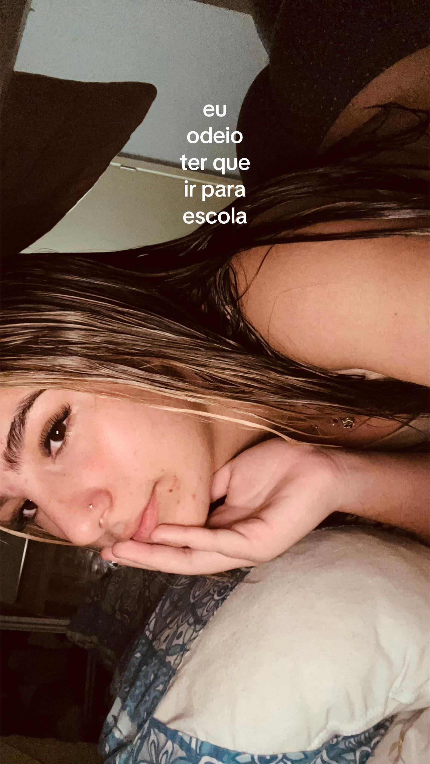 @larissa