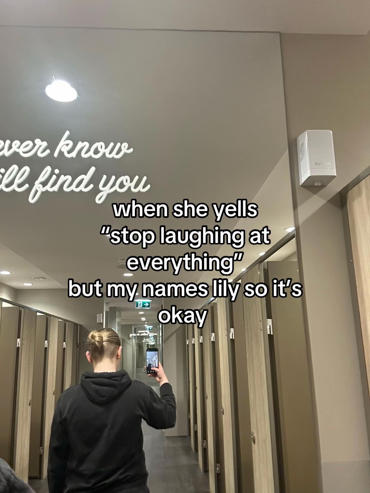@lily