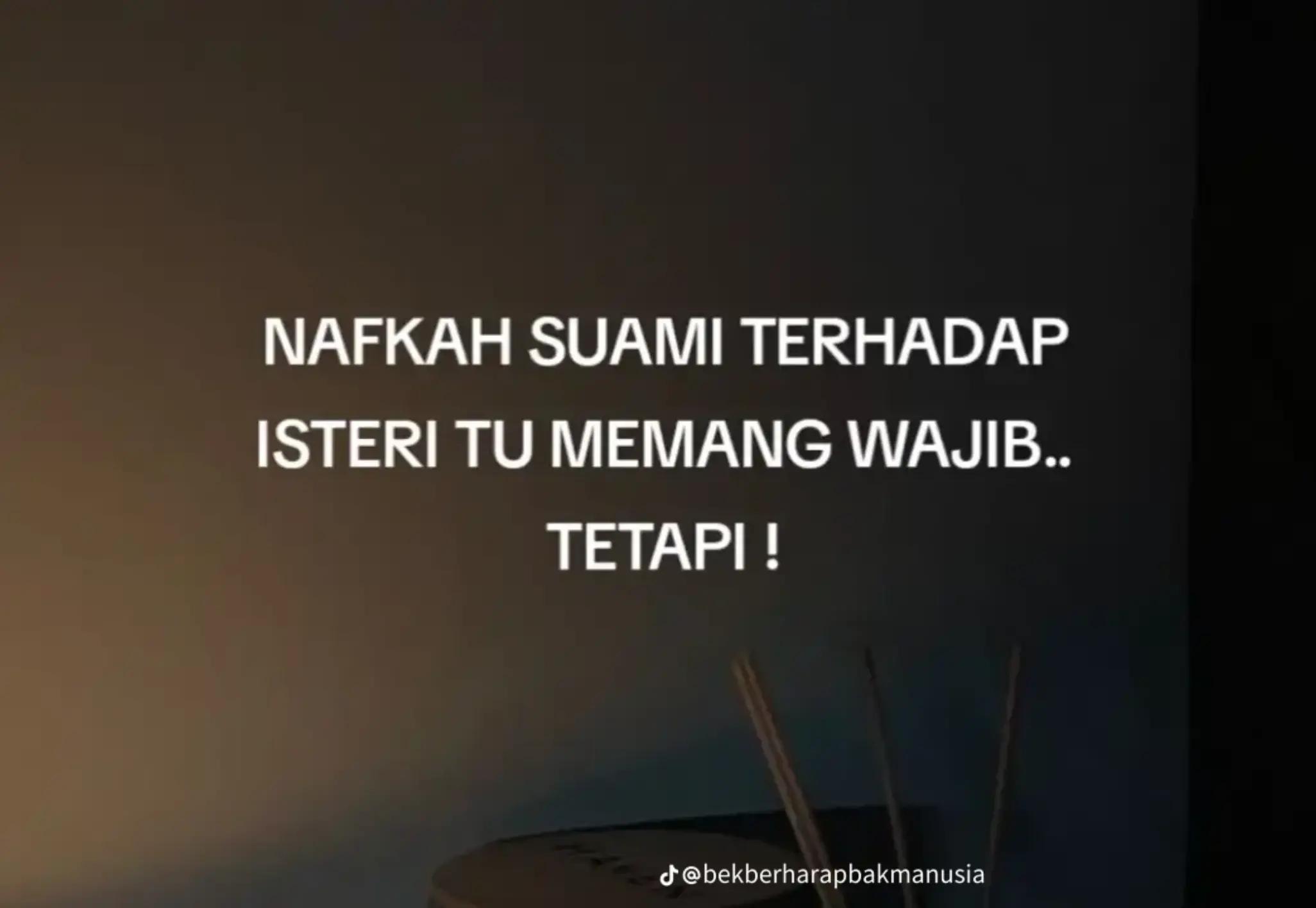 @azza011082