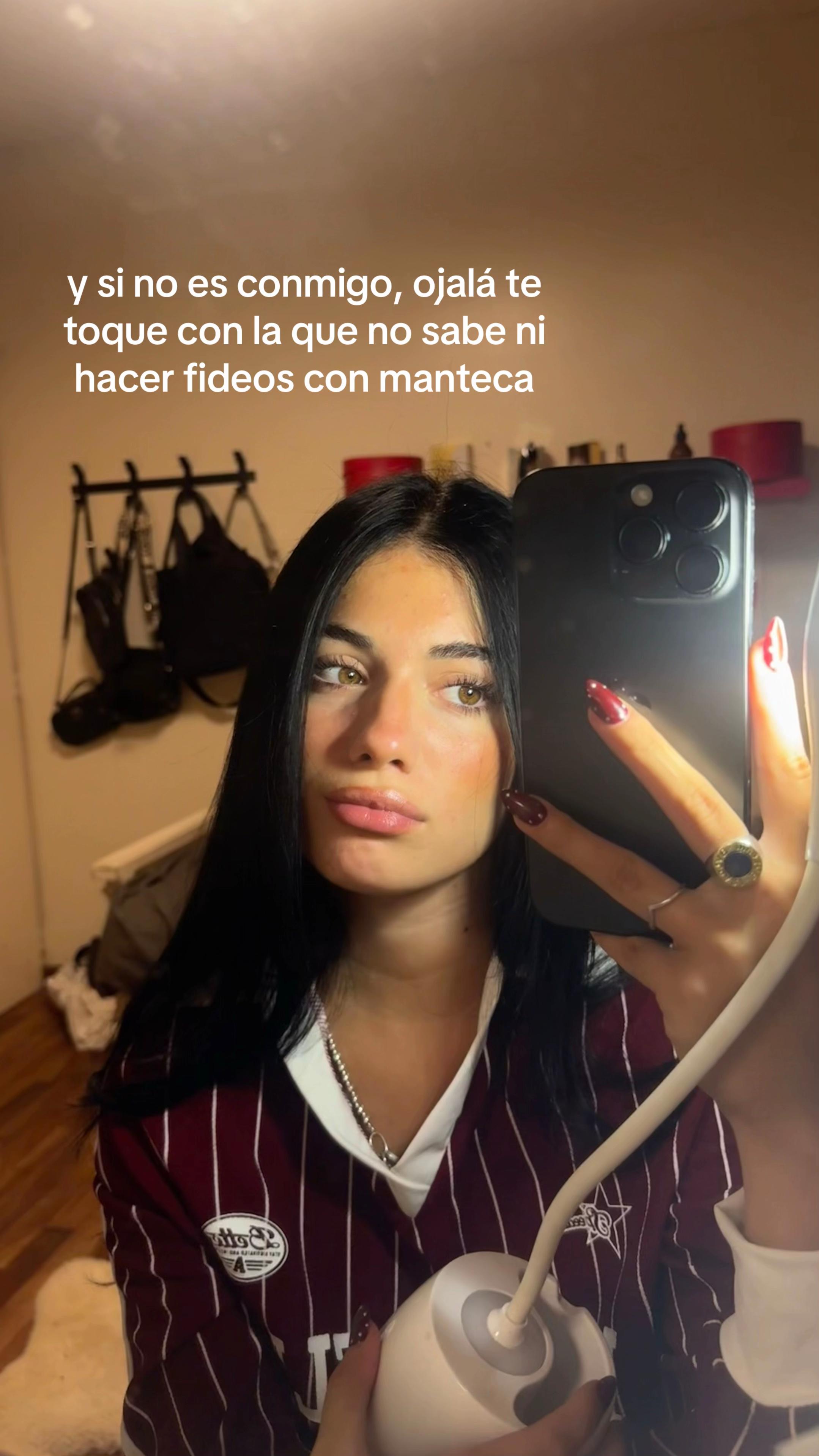 @vickygarrott