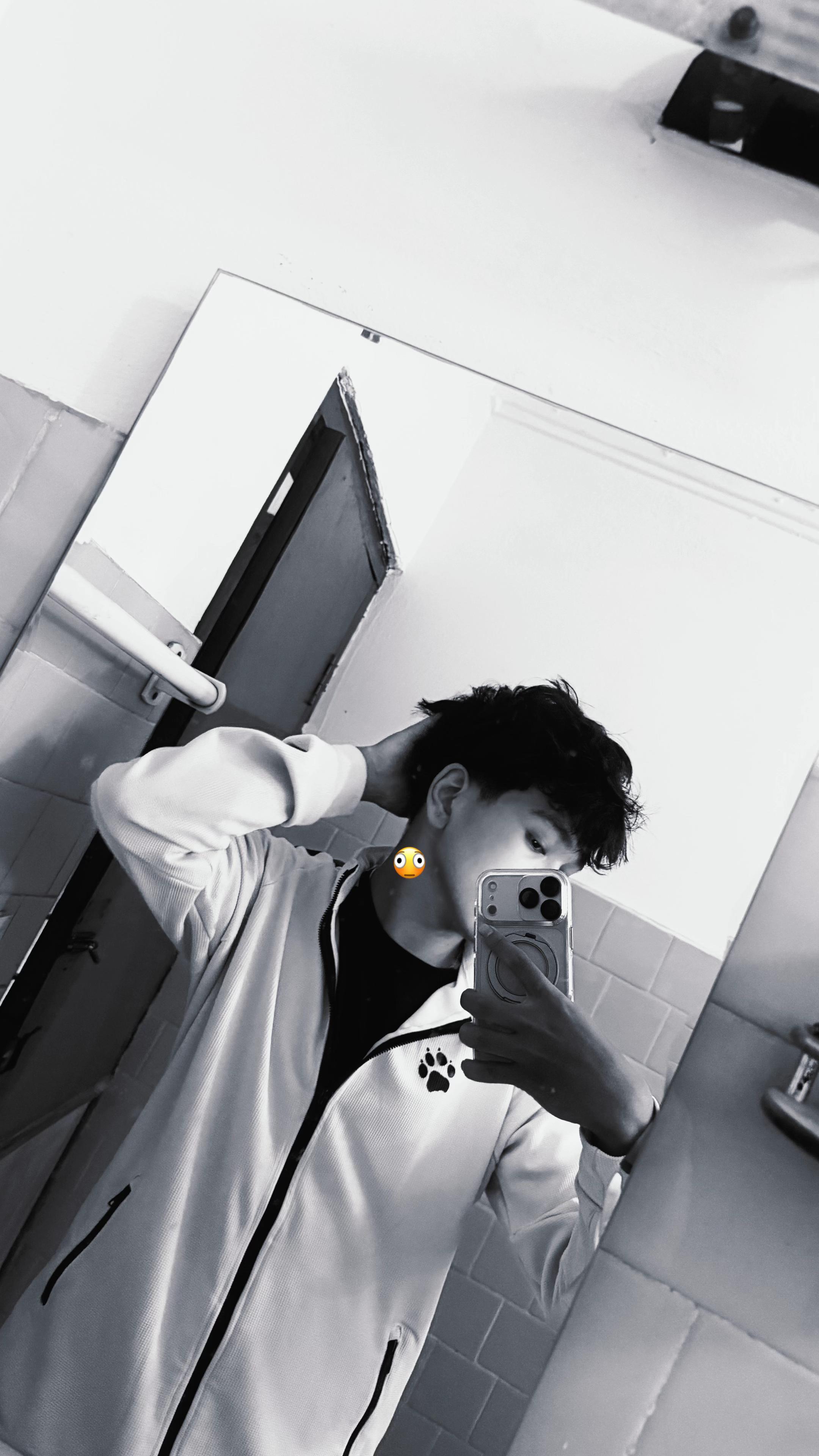 @aayannn.