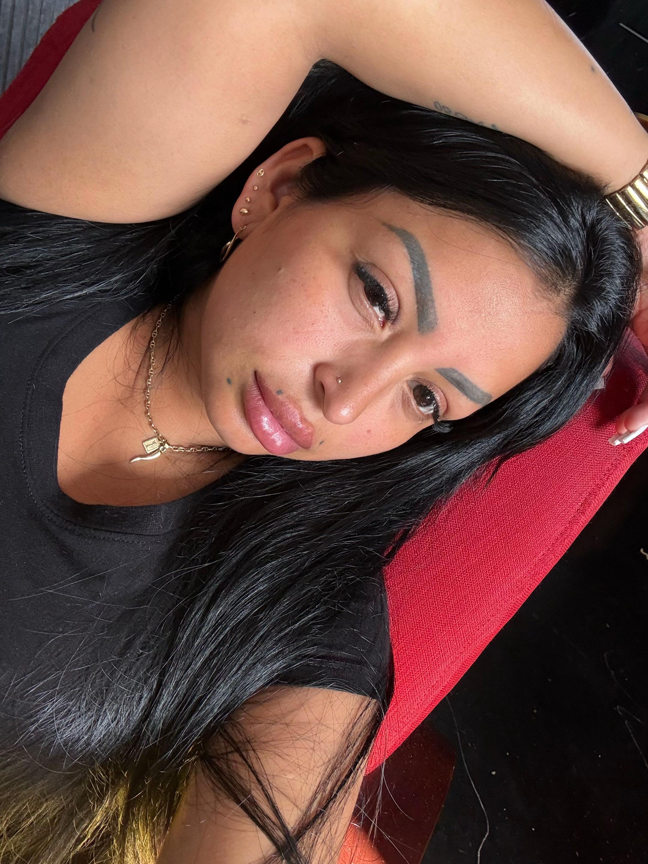 @Nena