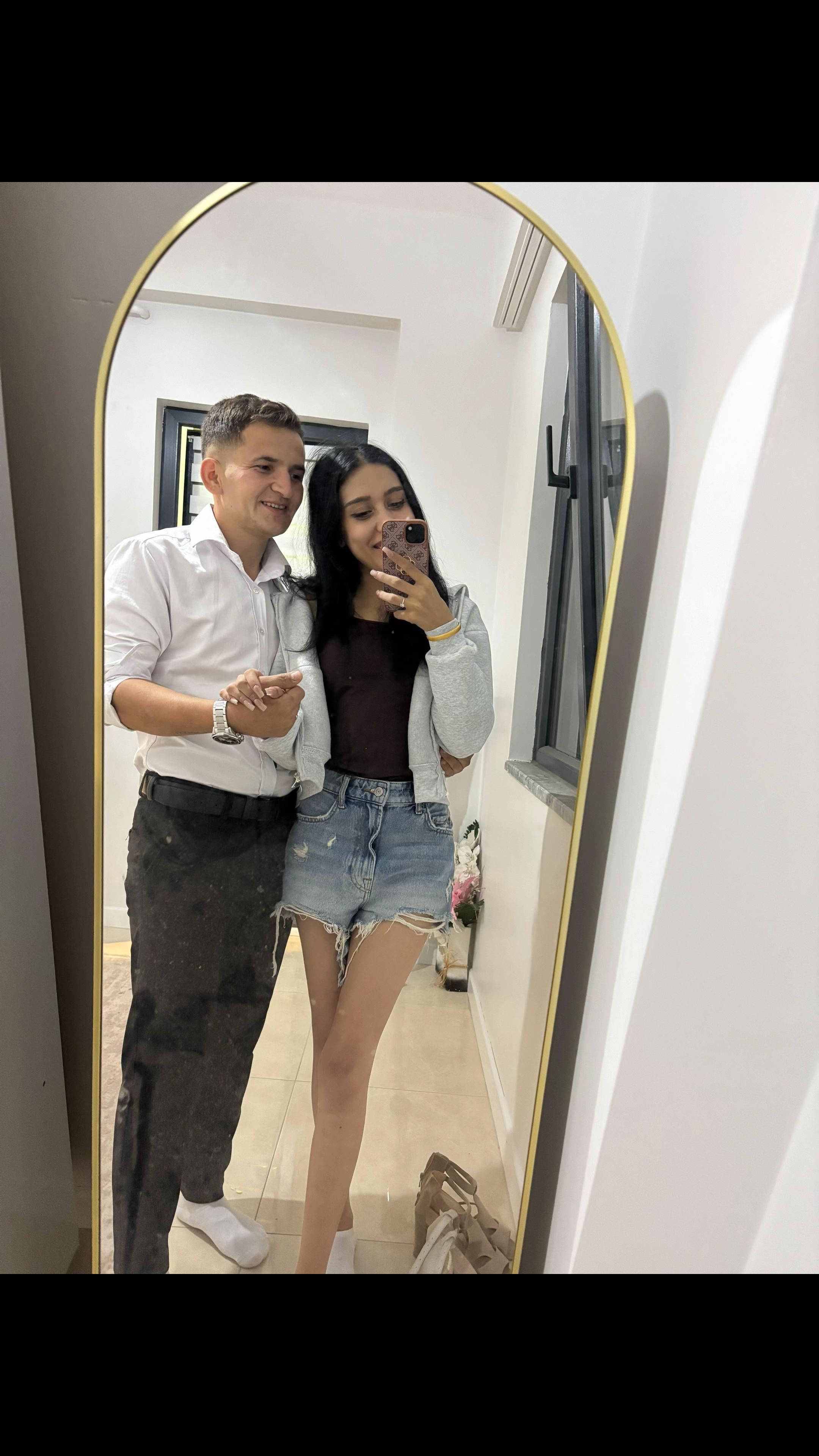 @Aslı Tarık