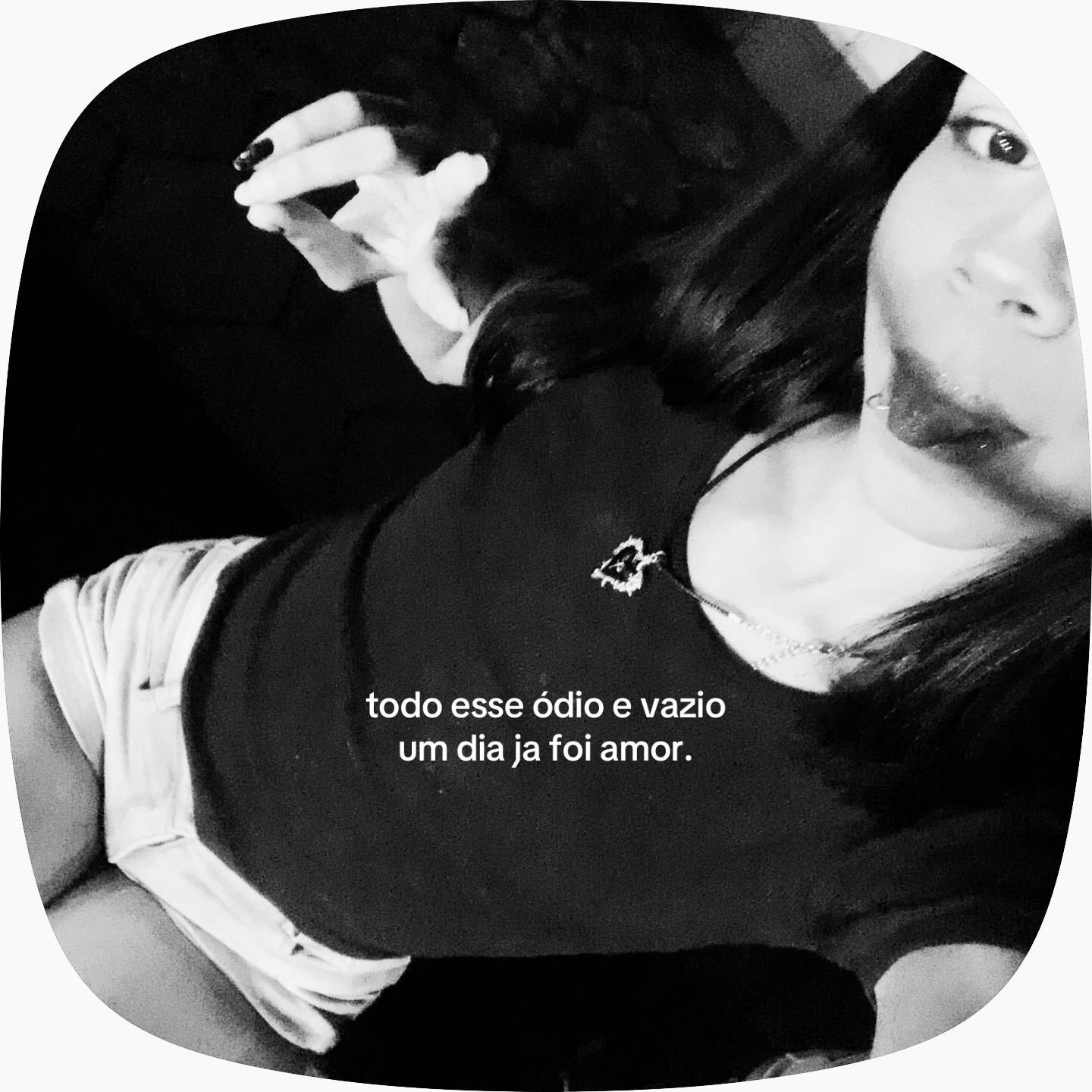 @manuella vit&oacute;ria✂️