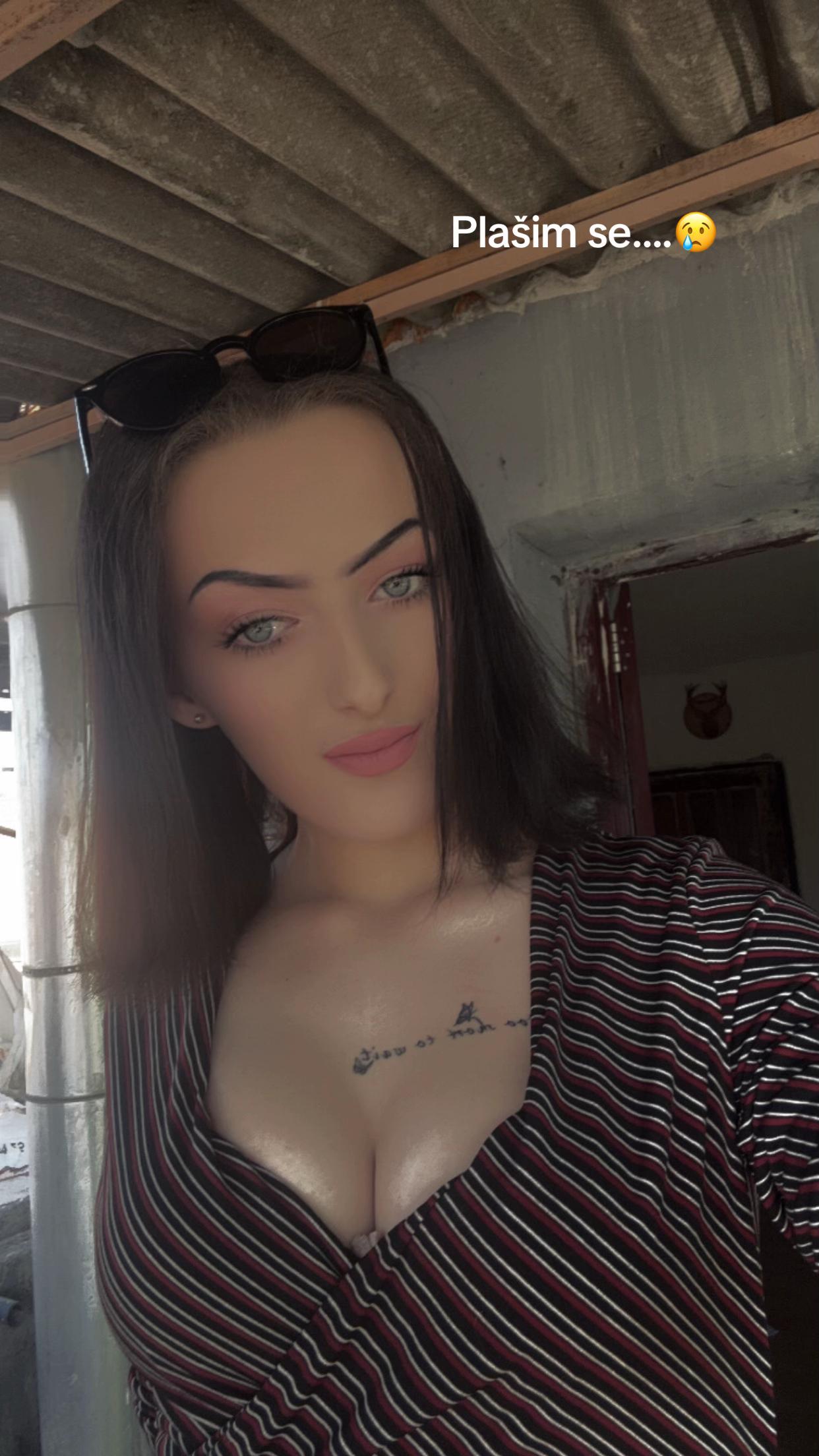 @Valentina Cota🌸