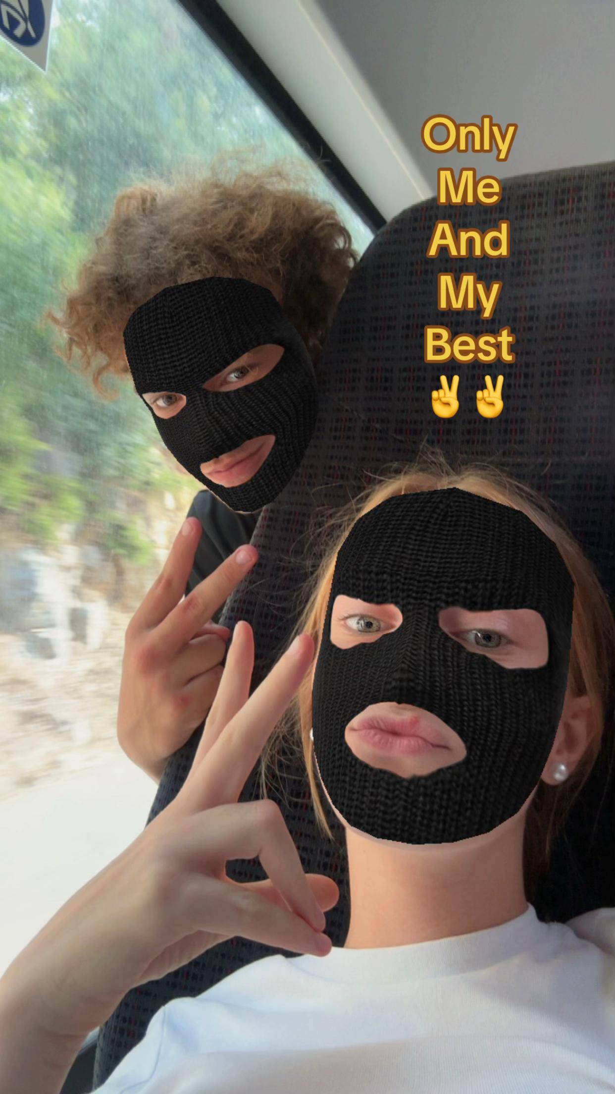 @𝐩𝐫𝐢𝐯