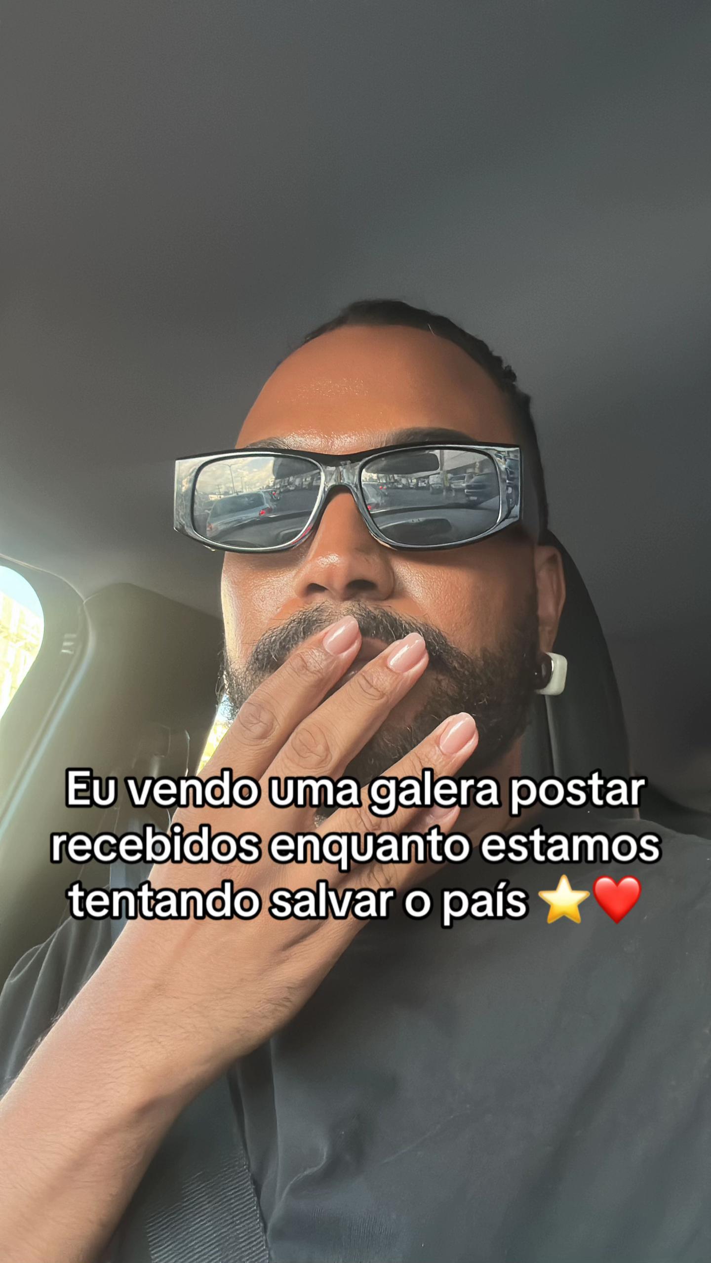 @Sou o William