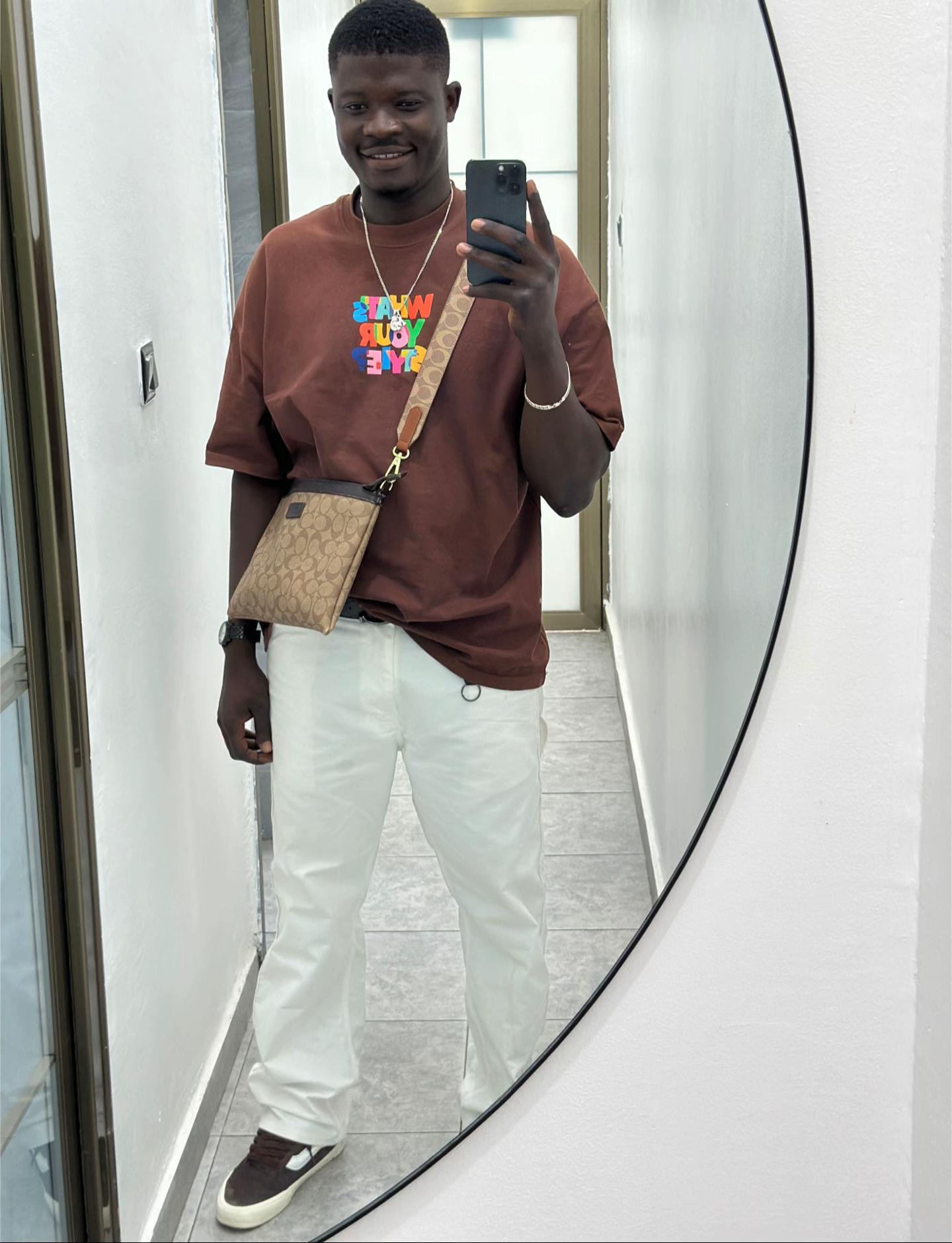 @Nana_Kojo monies💰💰