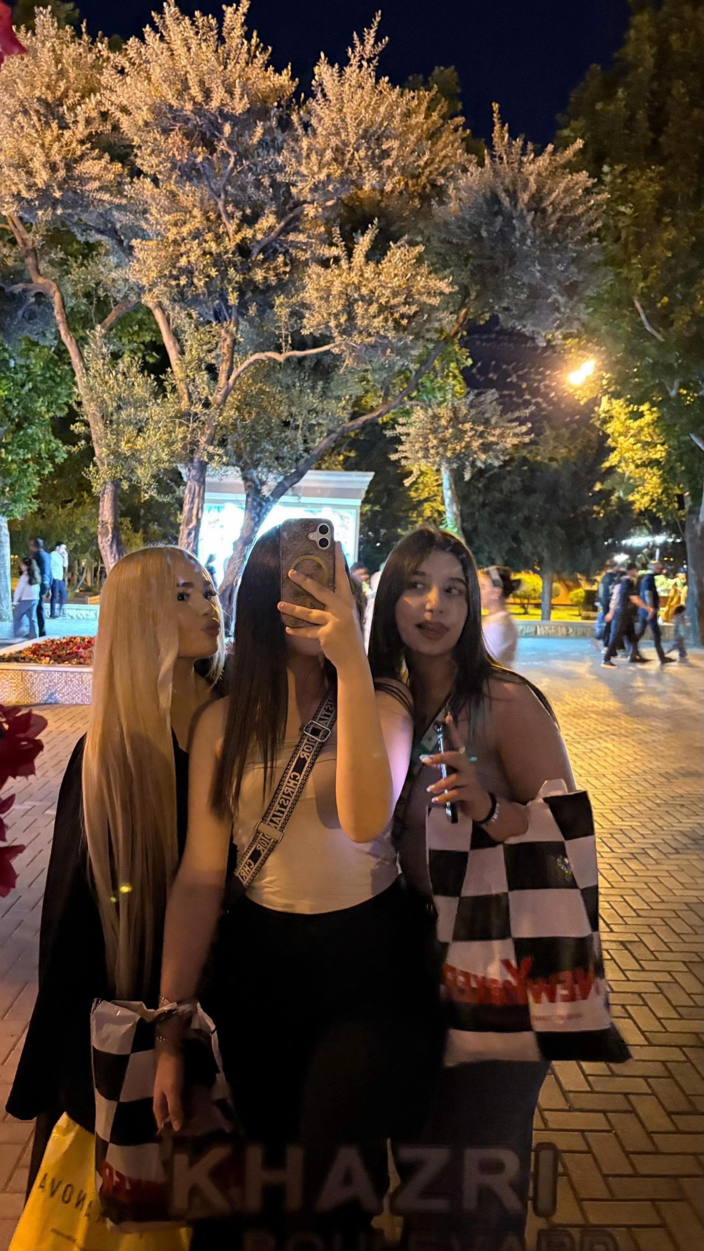 @🕊️