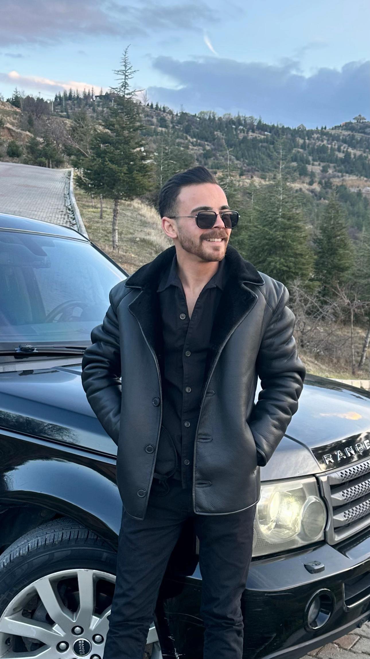 @Ömer Akşit