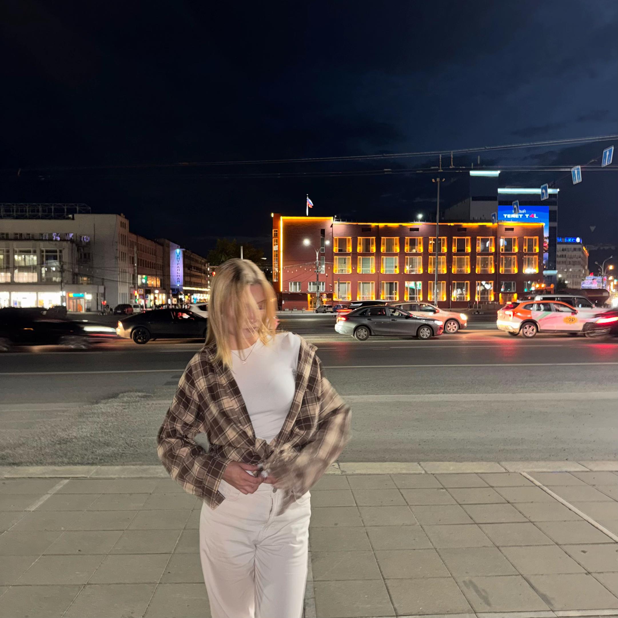 @adamova38