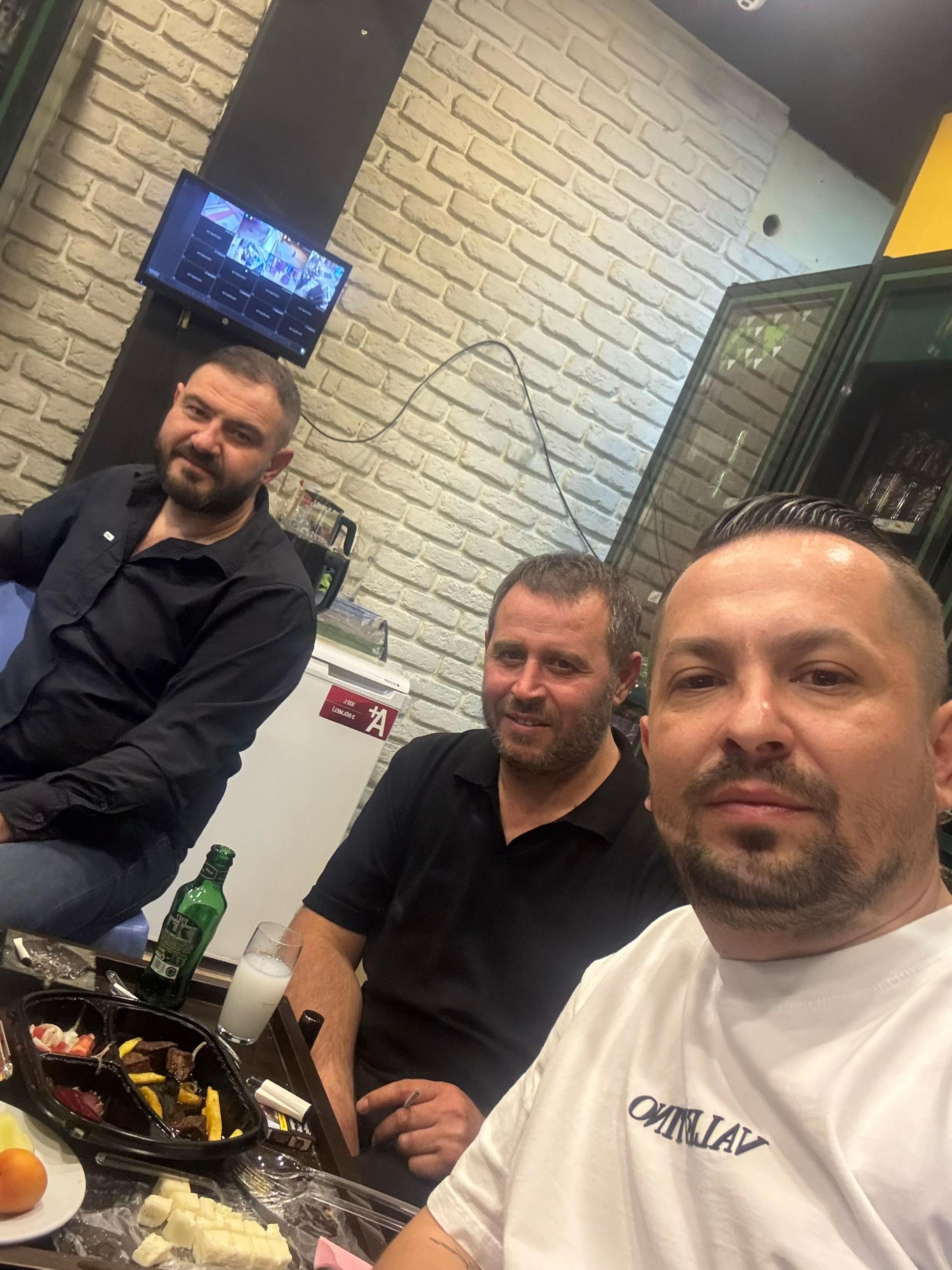 @Güray Şar🇹🇷🇦🇱🇳🇬🐊