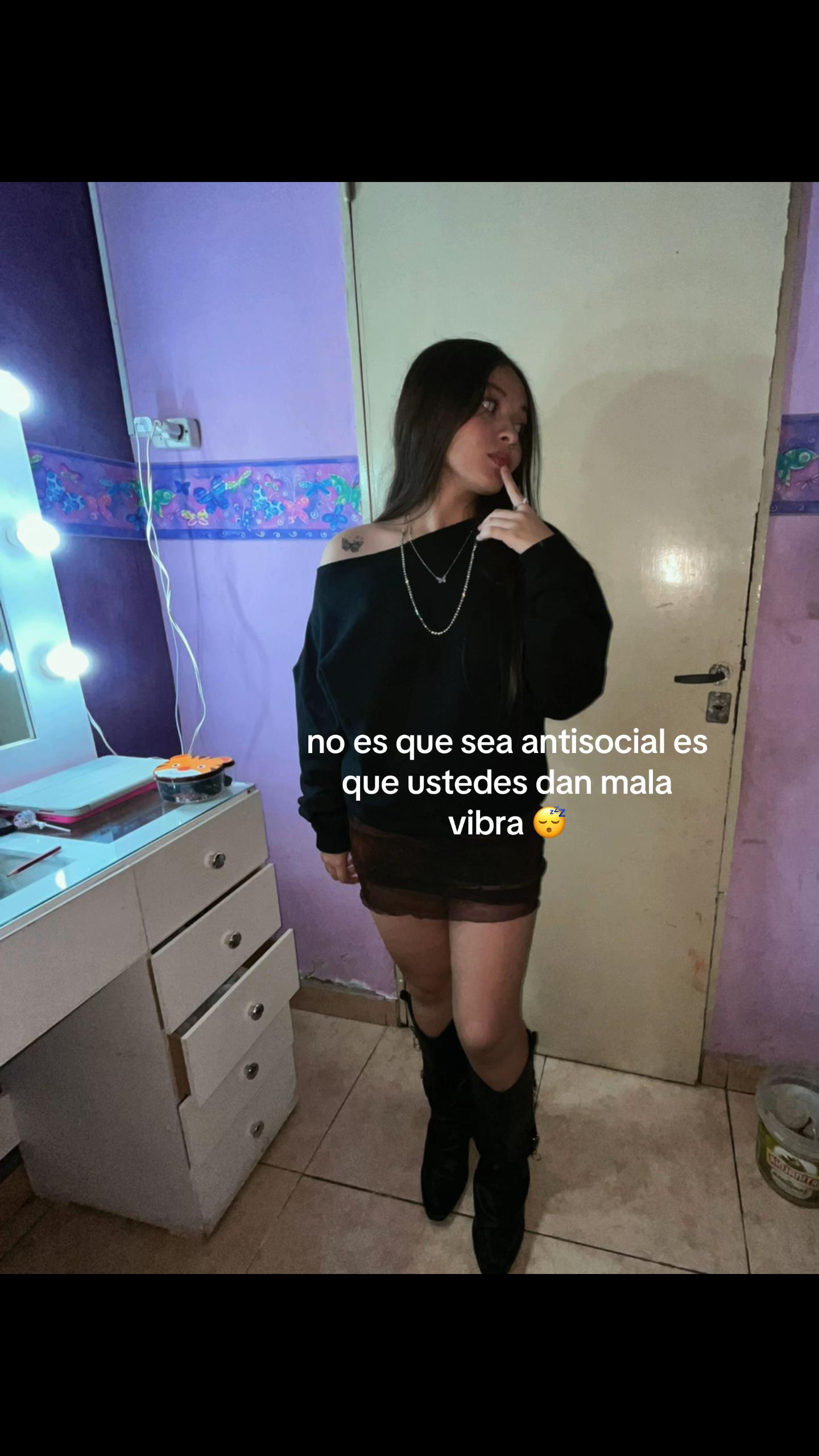 @nini ๐ฃ๐