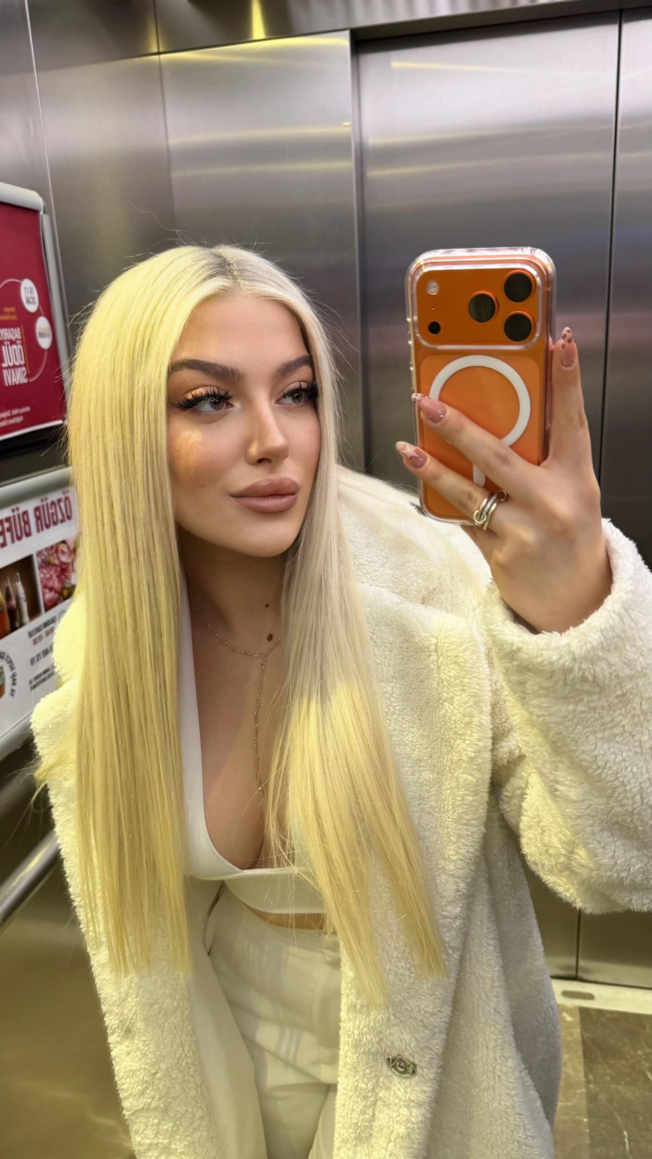 @EcemNaz