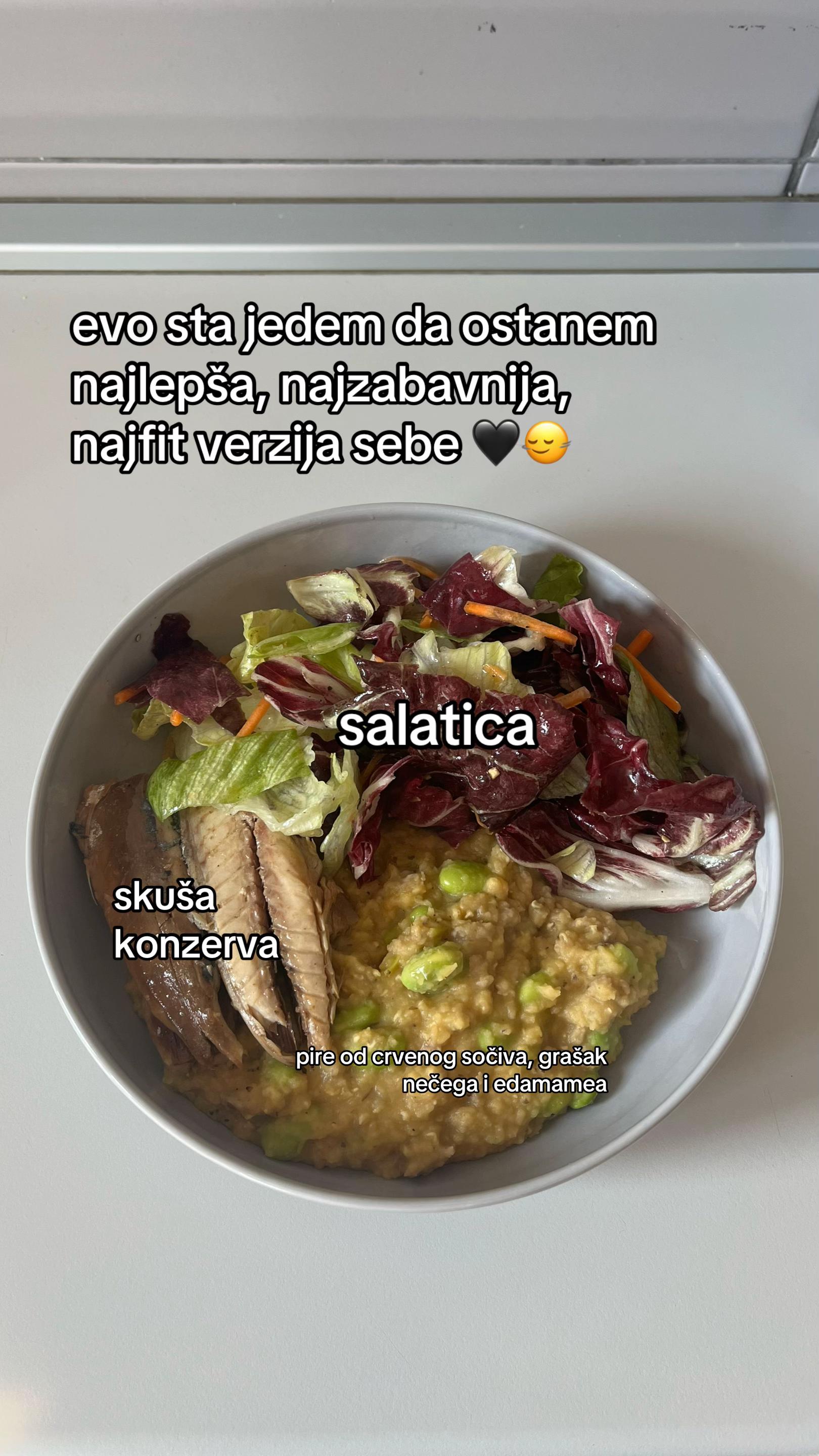 @Tatjana🪐