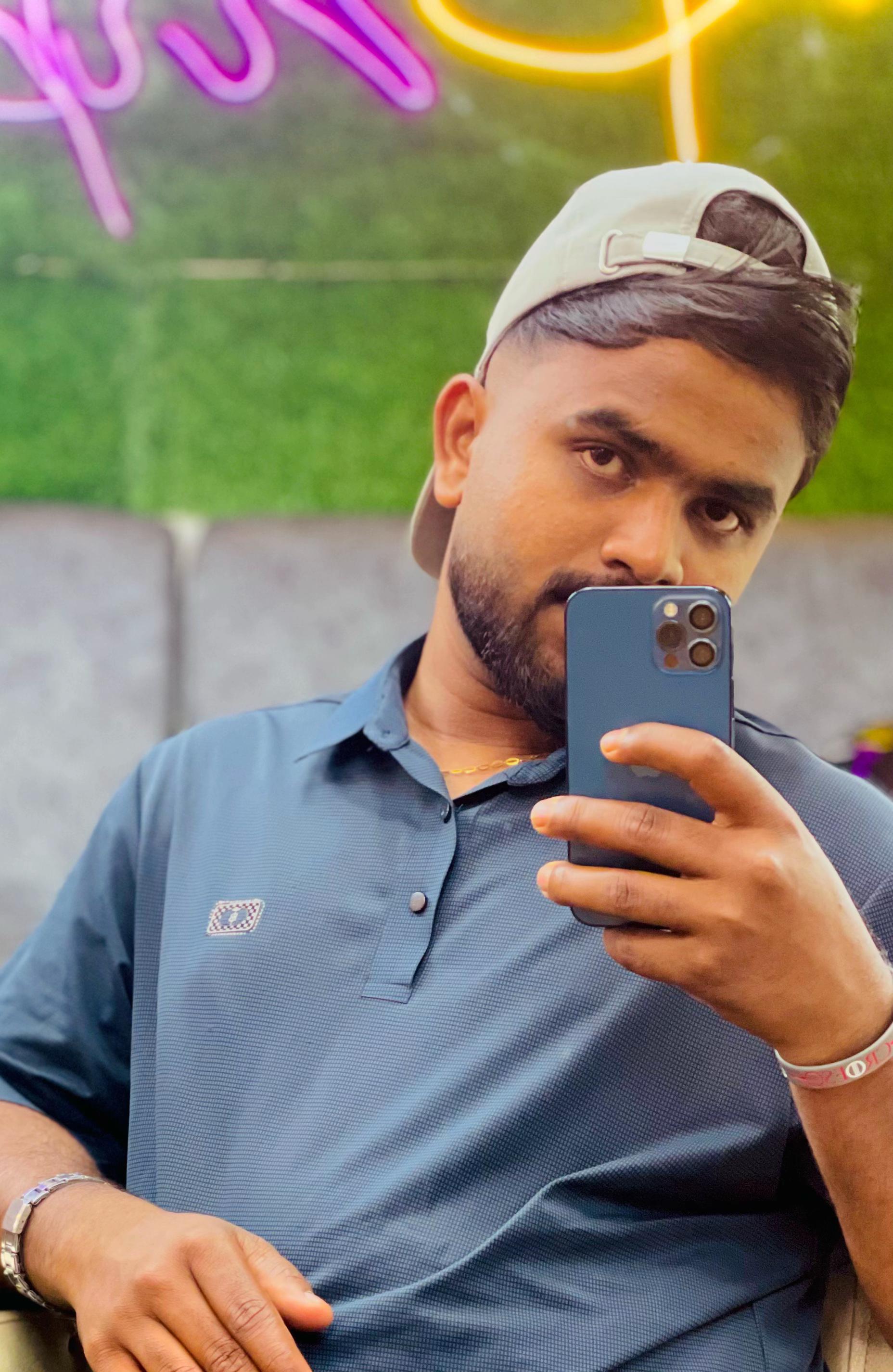 @SuLaKsHan..👀