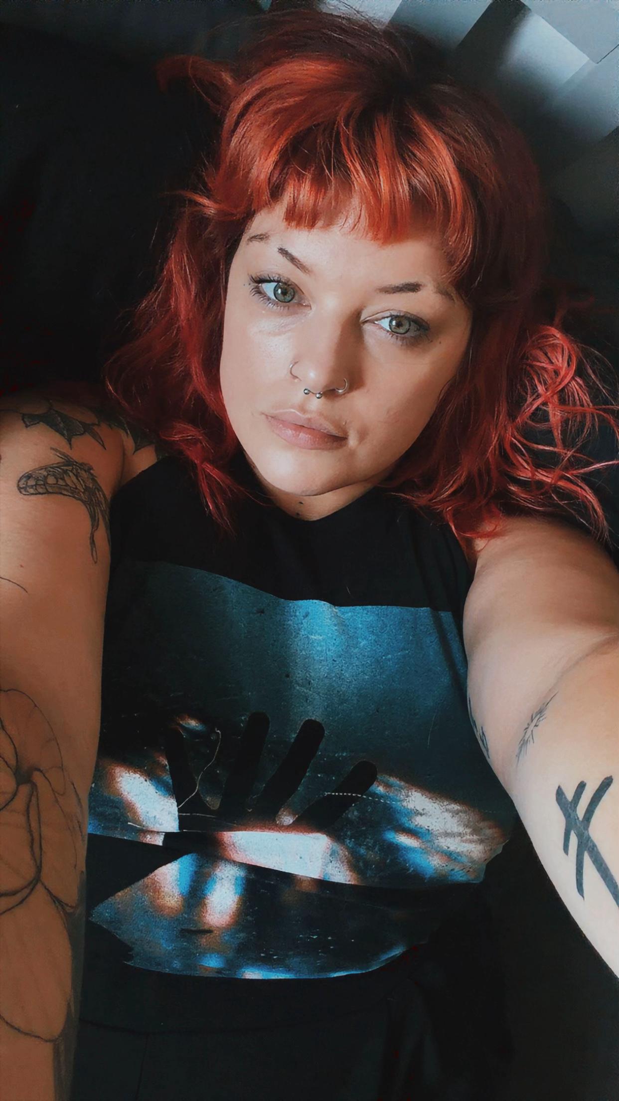 @Hollyyy