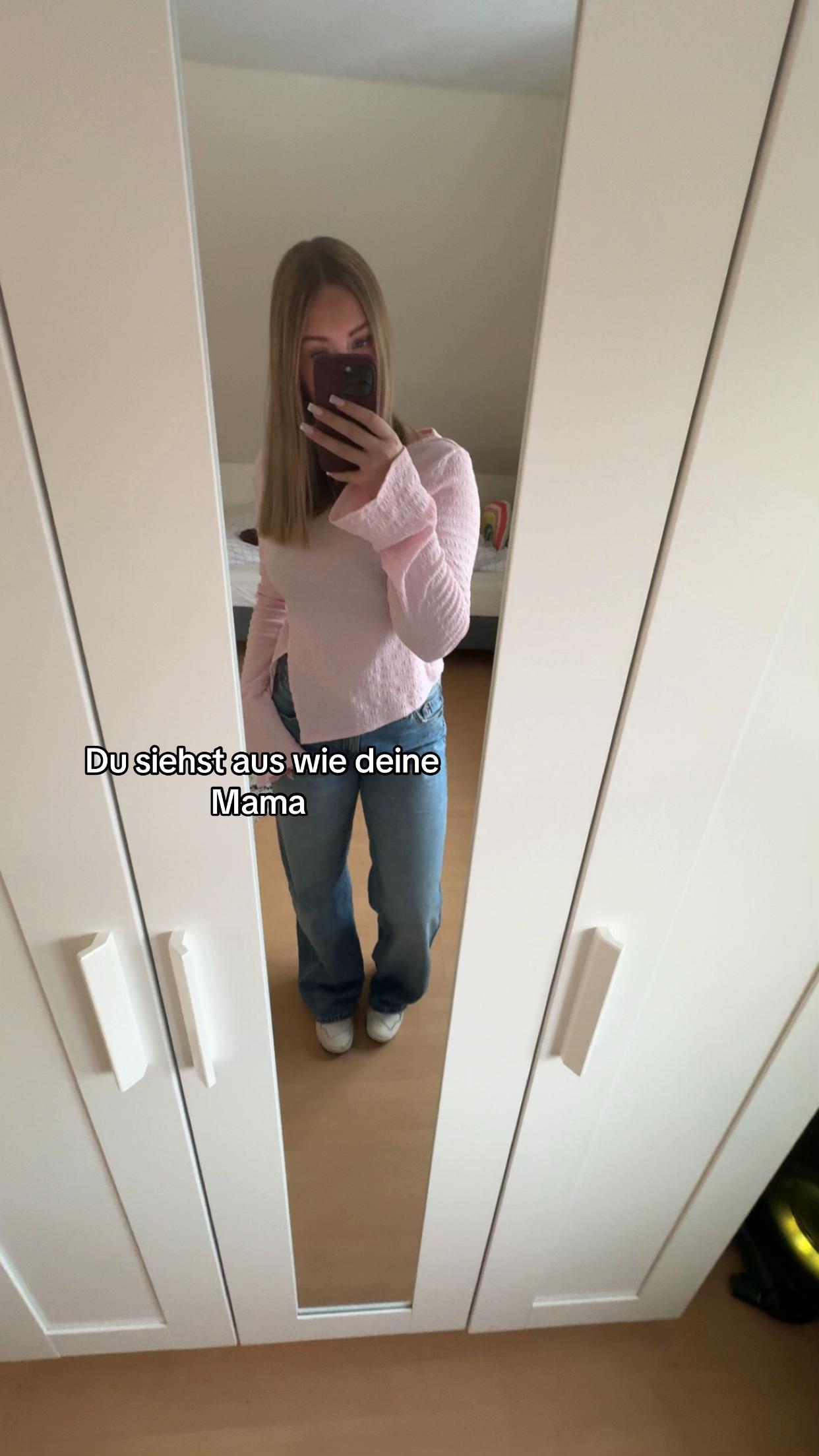 @𝒜𝓂ℯ𝓁𝒾ℯ𓆉