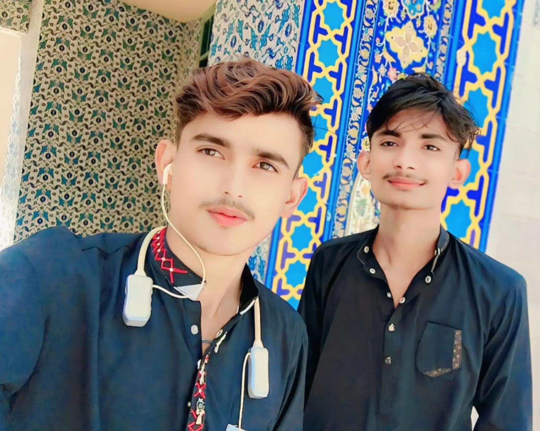 @Malik Sab 😎😎