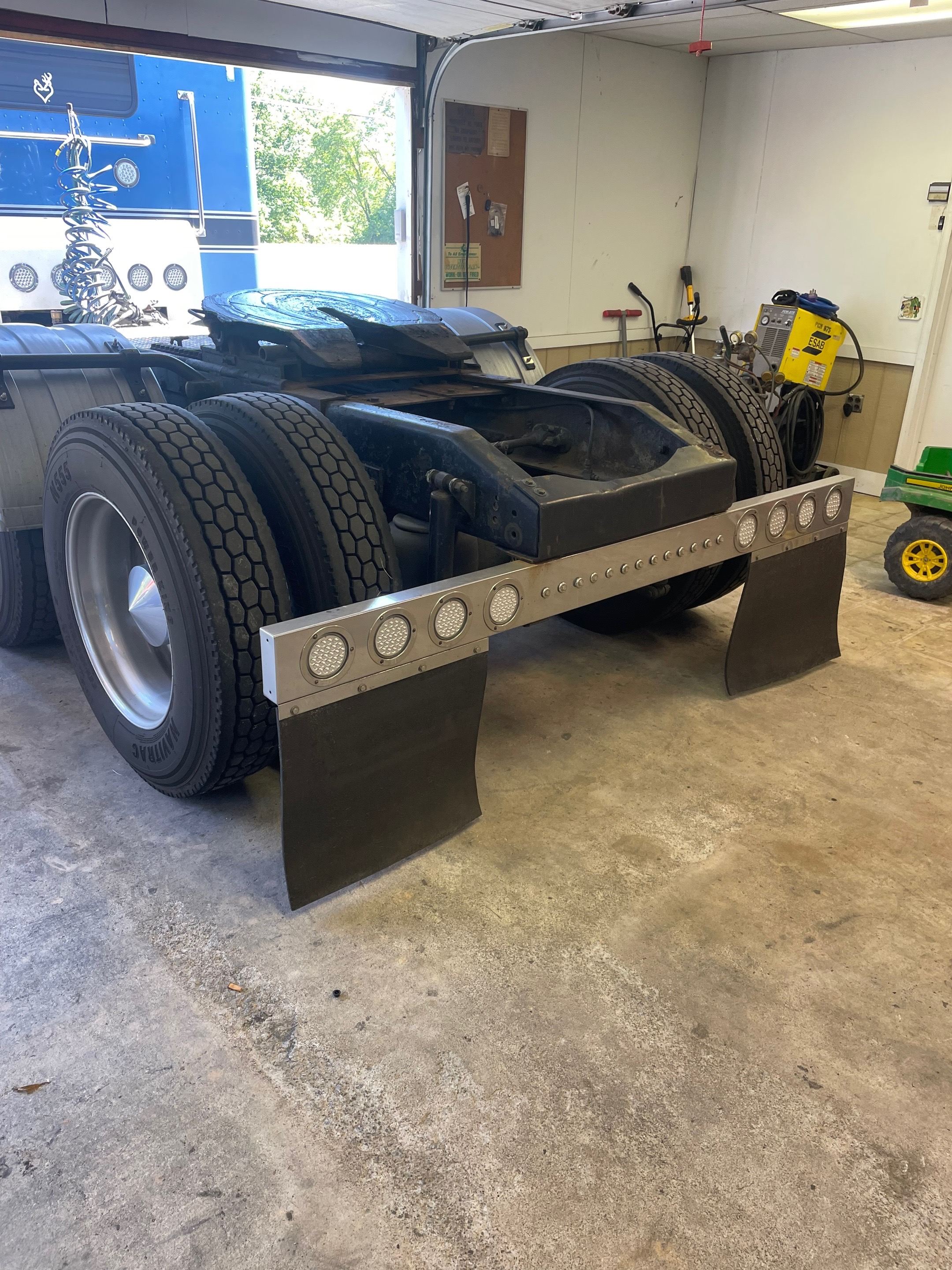 @pollenandsontrucking