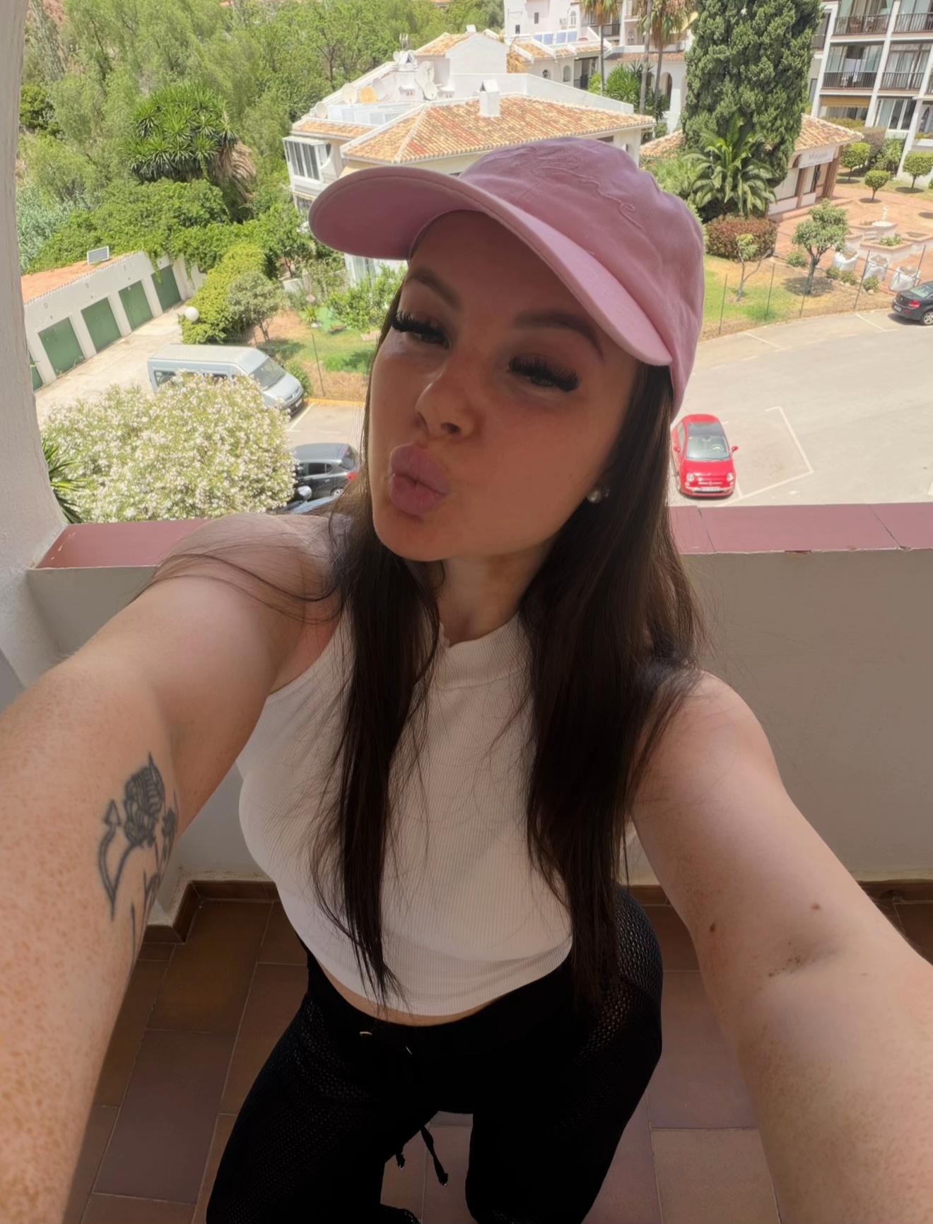 @Moona | @moonapiirainen