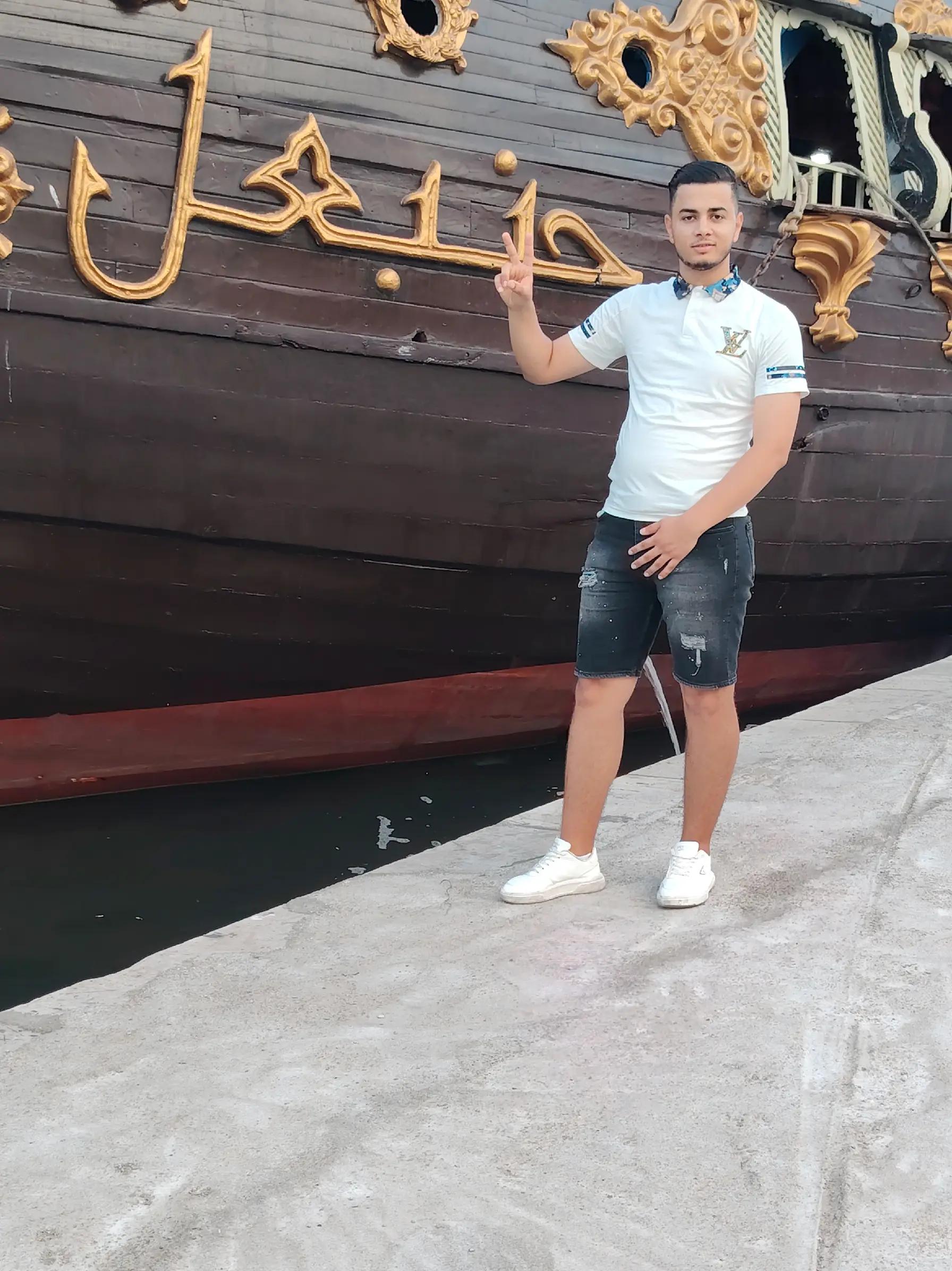 @🥀♕ مہحہمہد ♕🥀