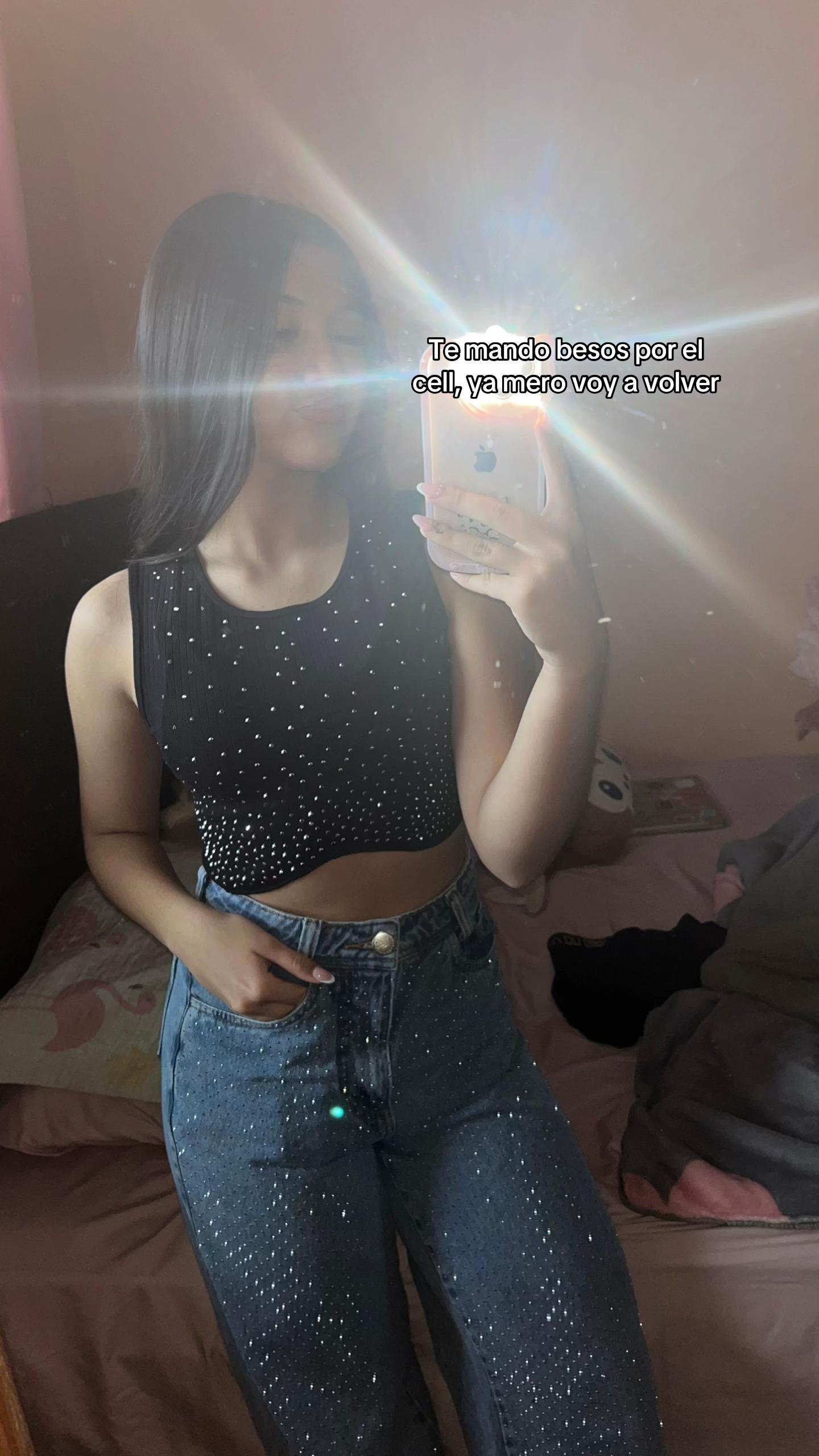 @_anahiigonzaf
