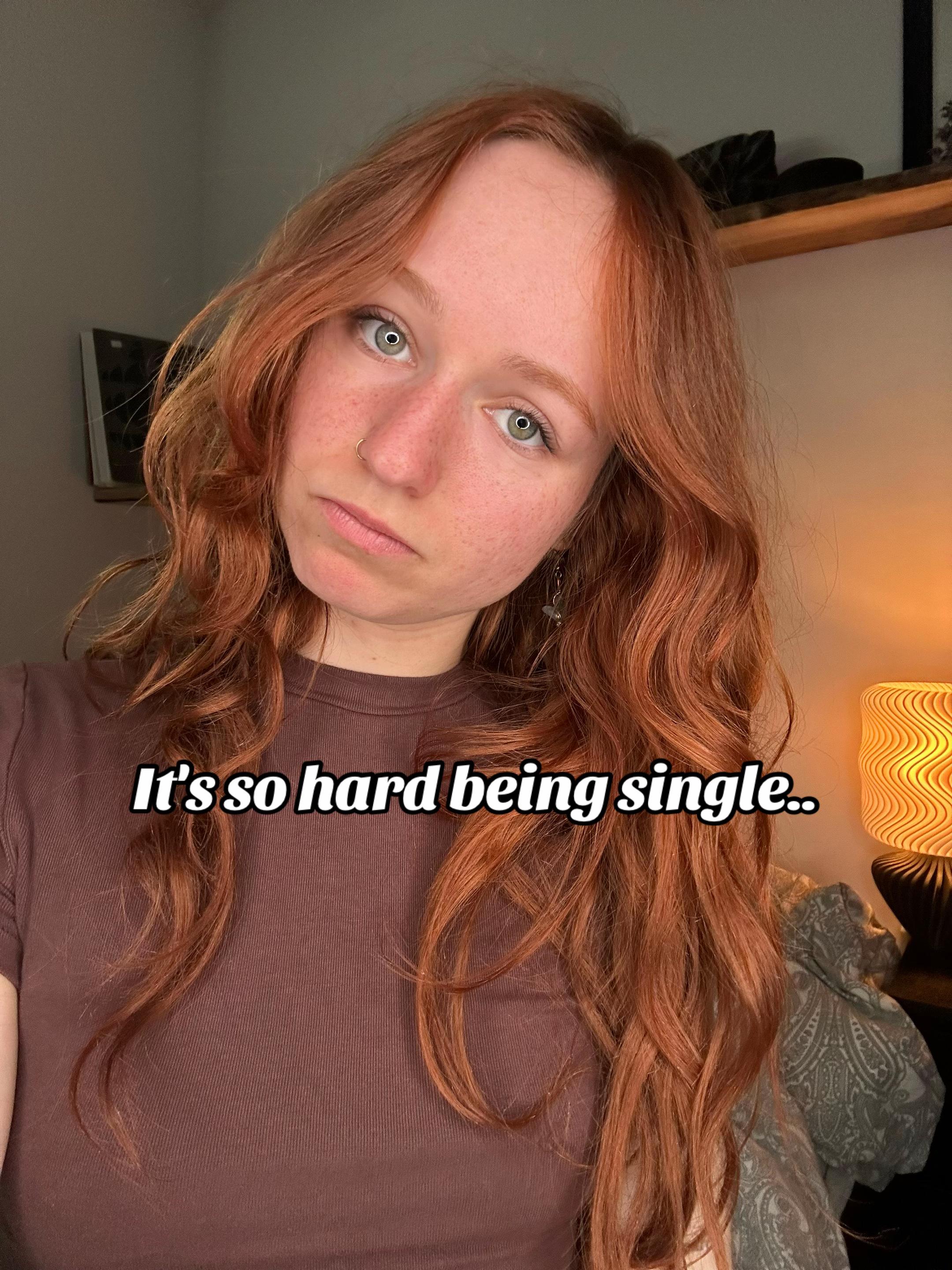 @Elliee