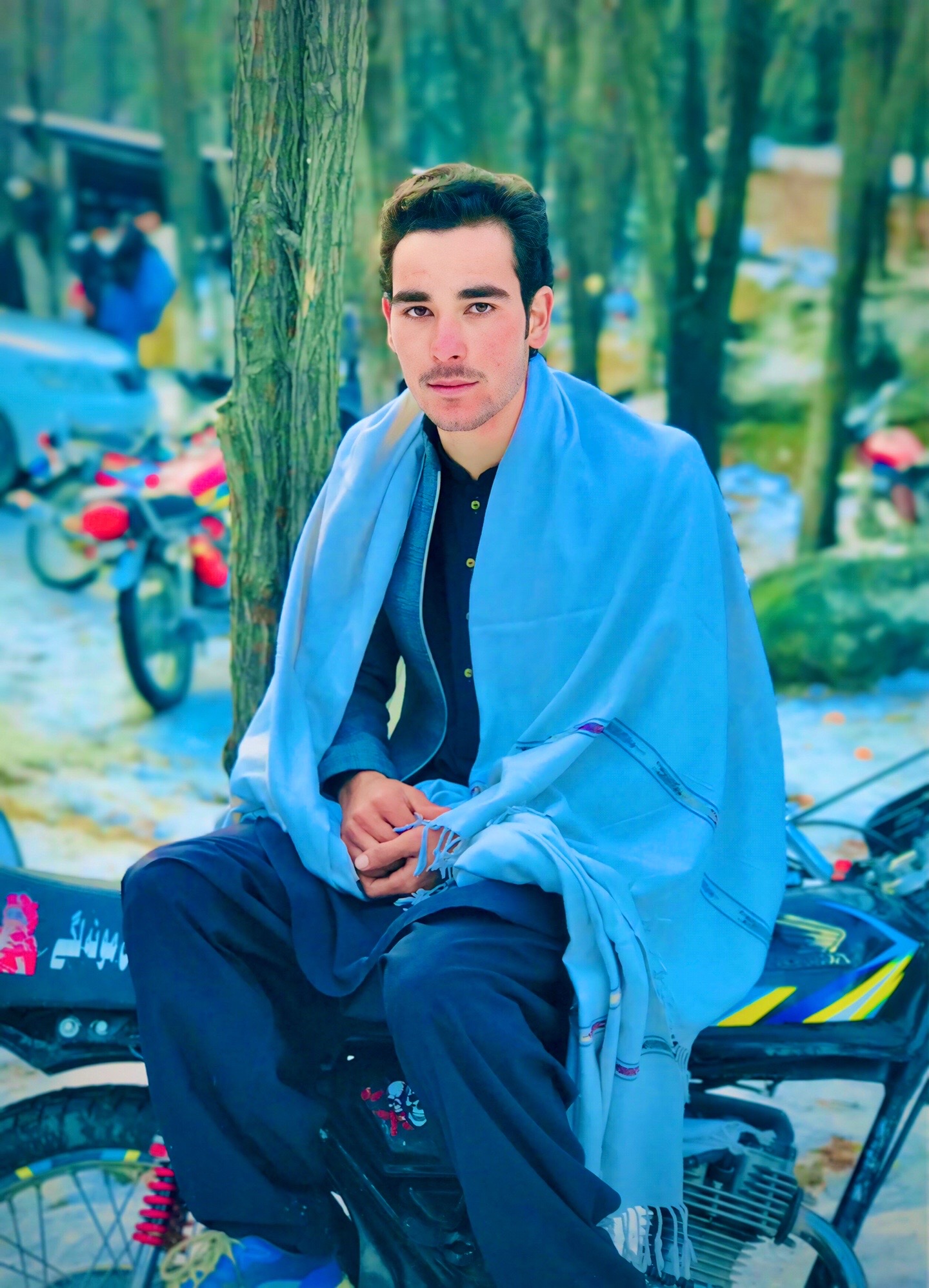 @Kifayat khan ✔️