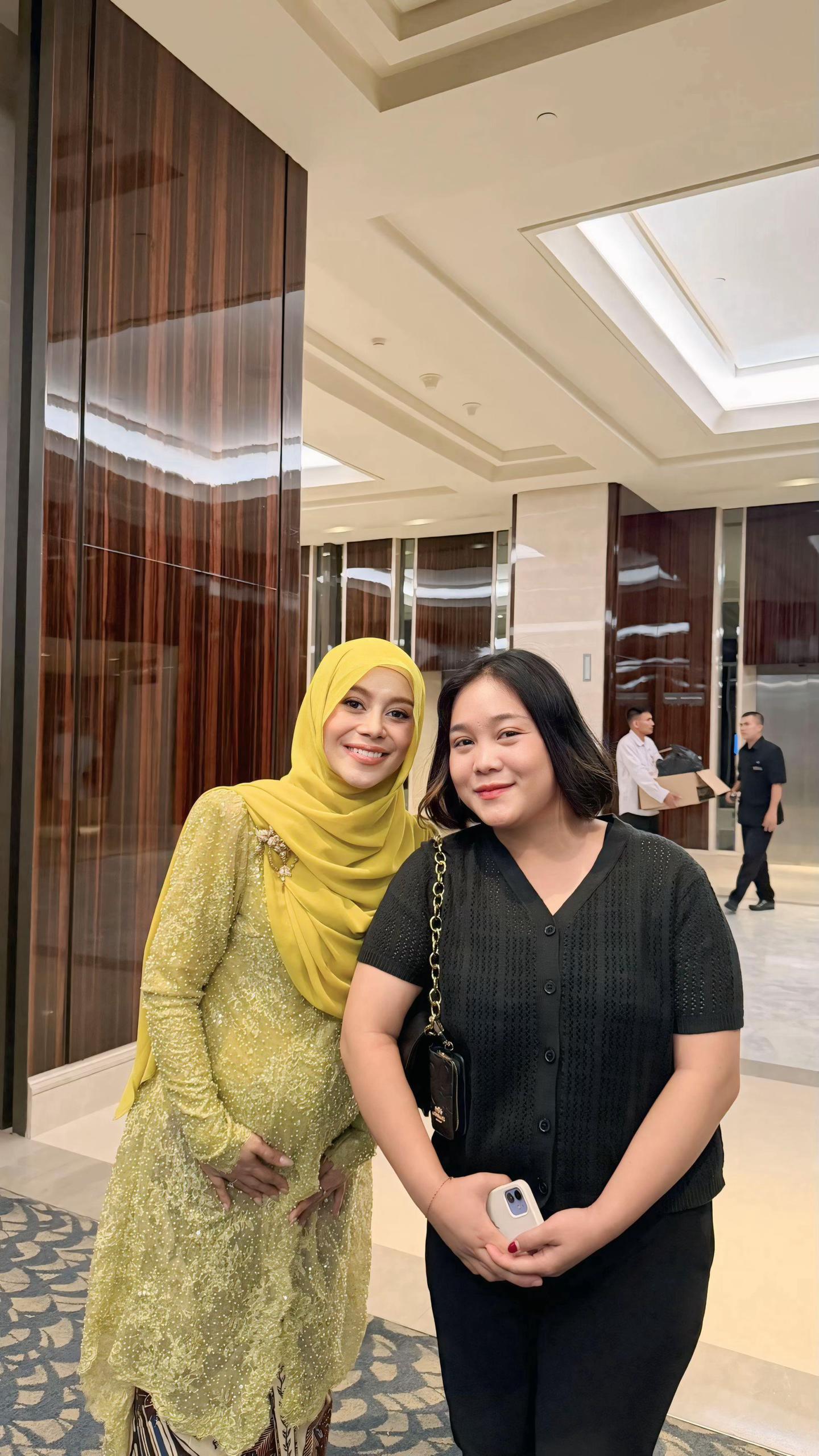 @della L Nya dua🦕