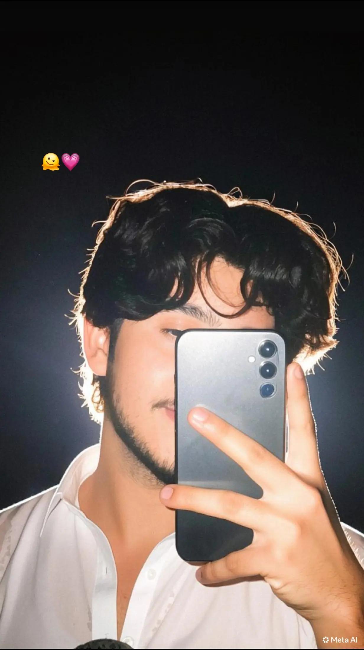 @𝗔ح𝗠𝗘𝗗 👑💸