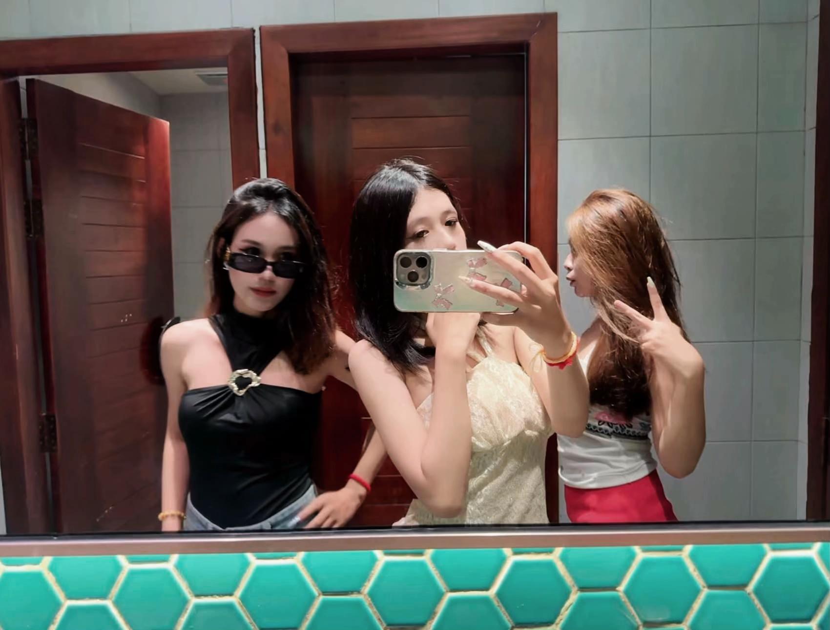 @GIRL TINTUY
