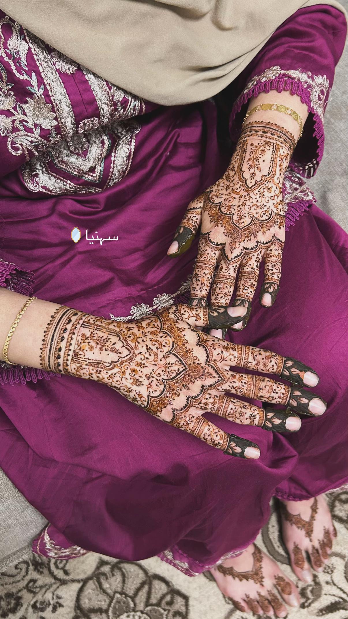 @BIRMINGHAM HENNA ARTIST