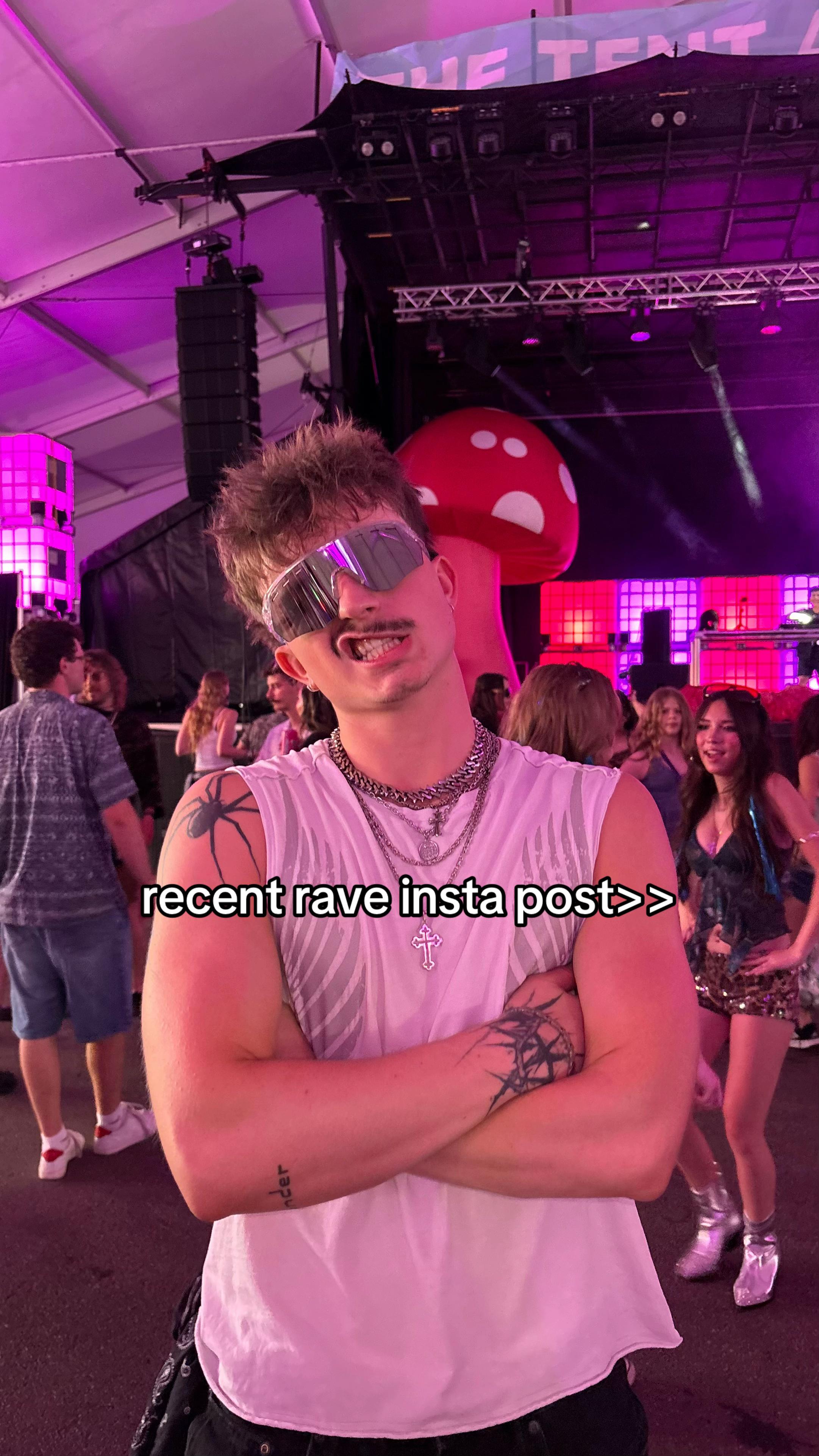@🚬