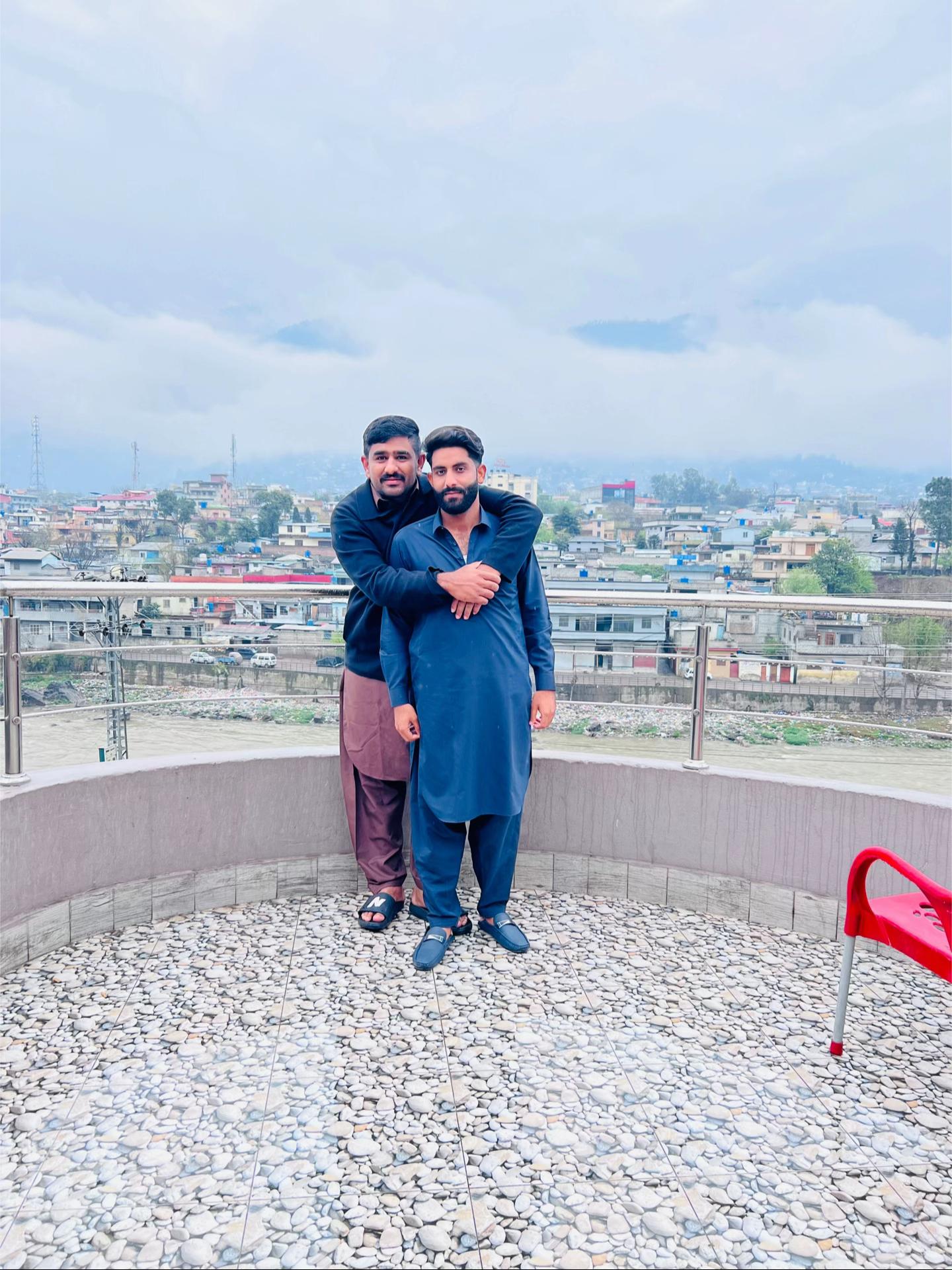 @Saqlain Tarar  🇵🇰 🇦🇺