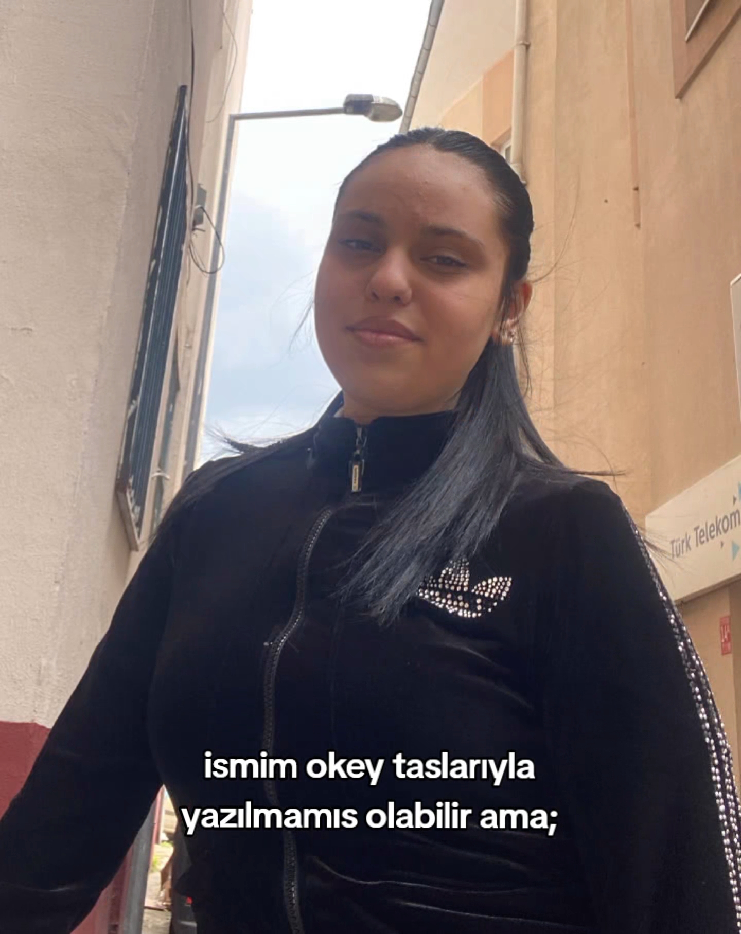 @𝔏𝔢𝔪𝔞𝔫𝔫
