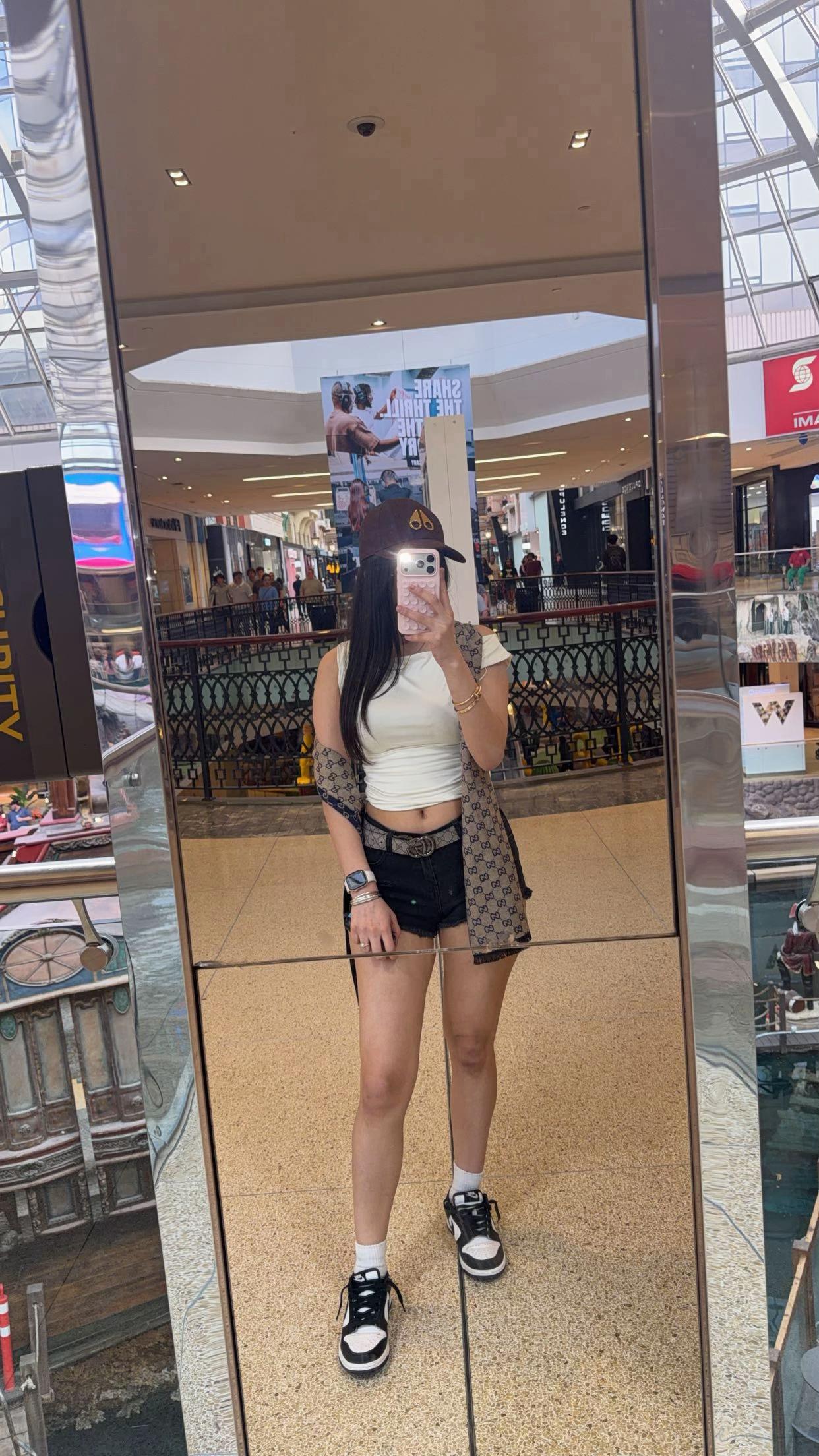 @𝕸☬