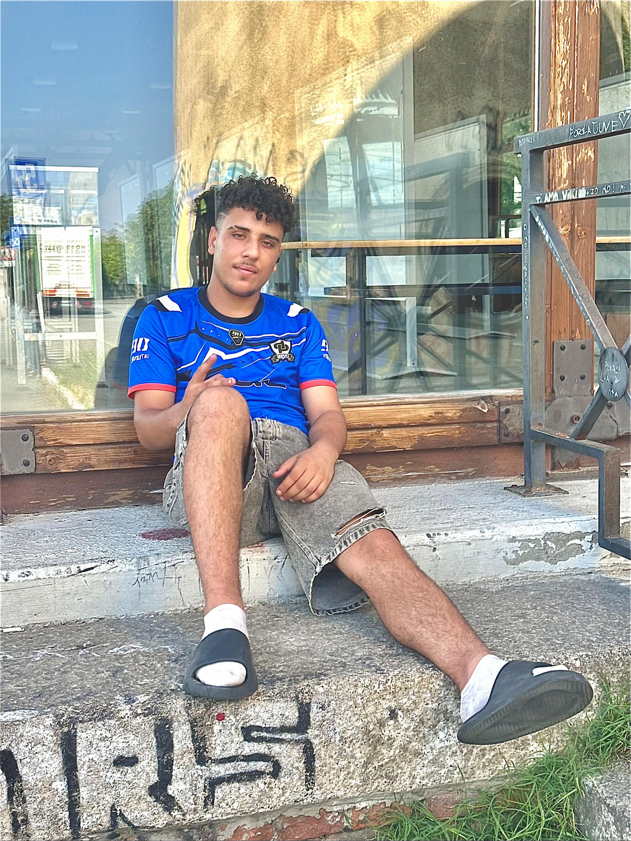 @Anas 🇹🇳