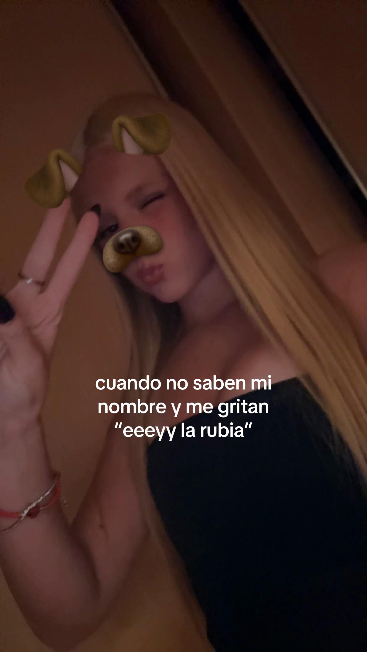 @loooolaaaaa