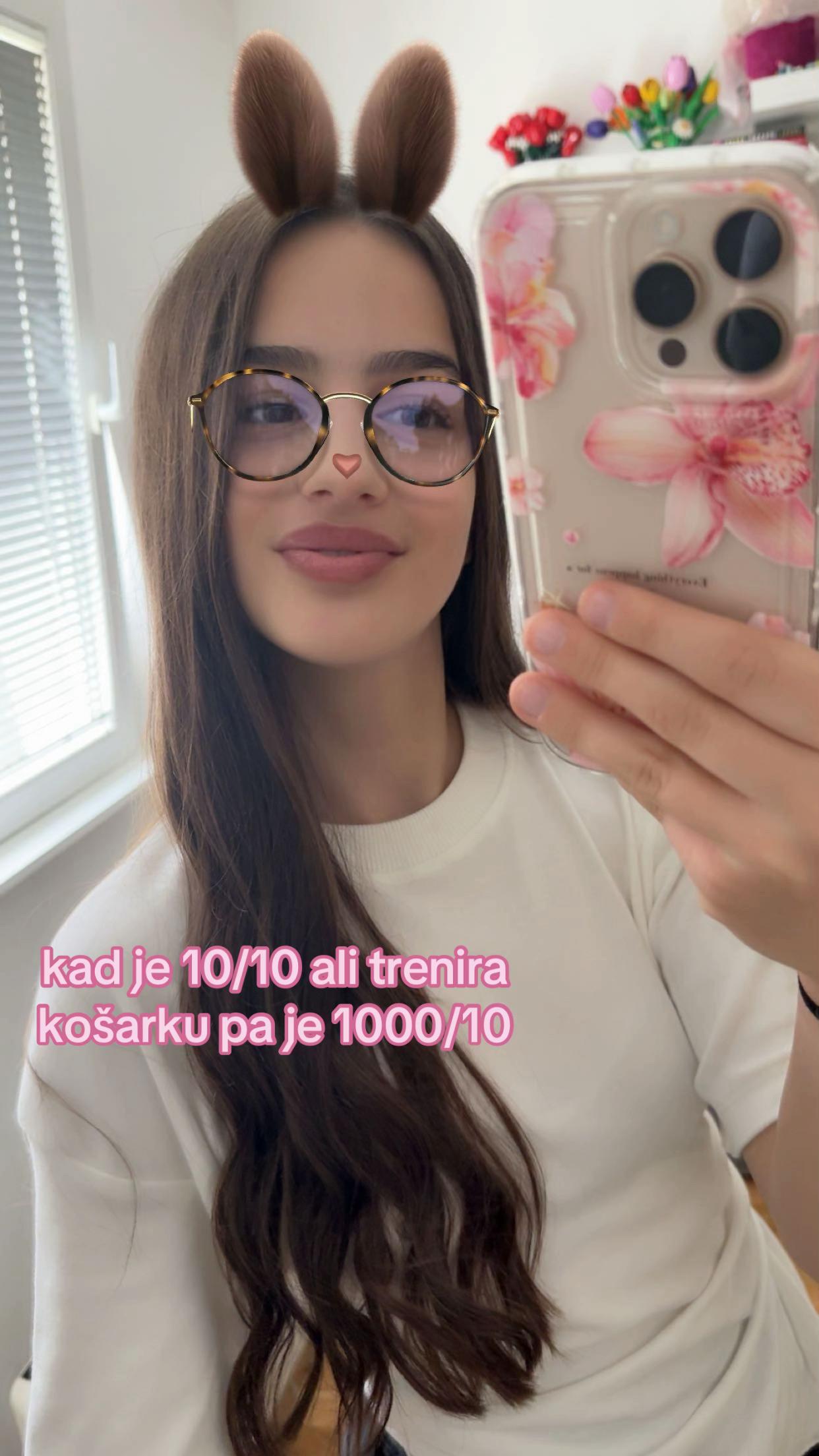 @𝐸𝐿𝐸𝒩𝒜