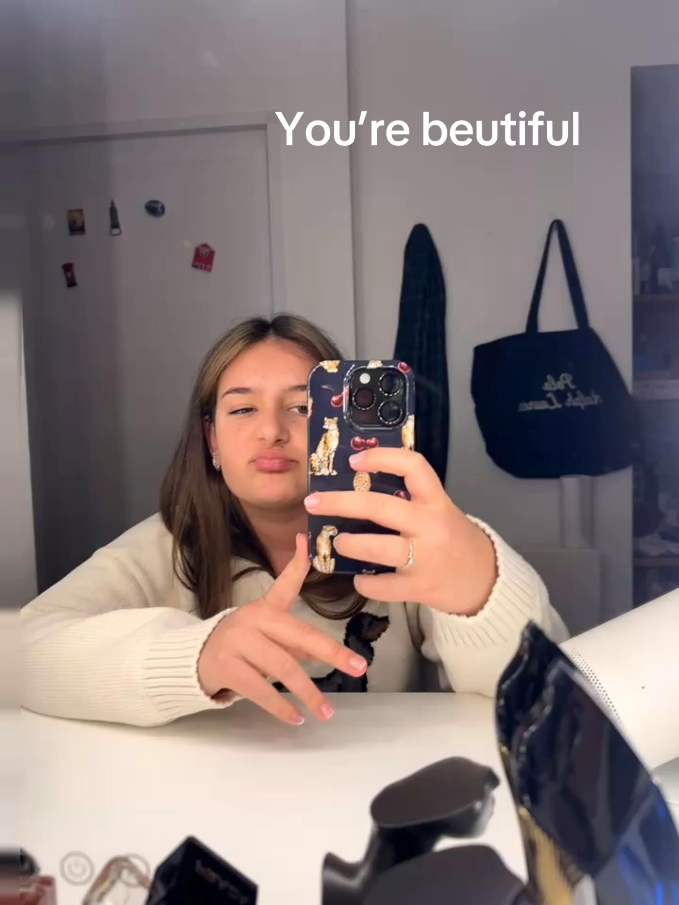 @hkaliterhnhntou