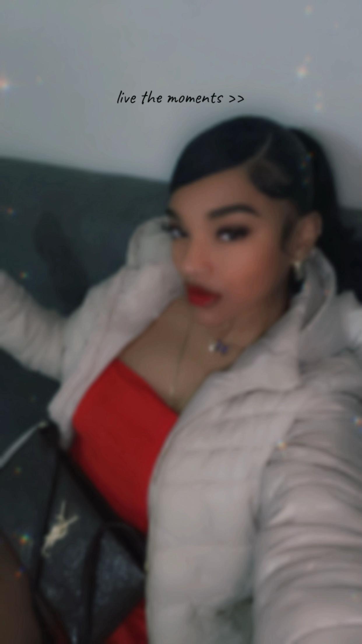 @🦋 Lola 🦋