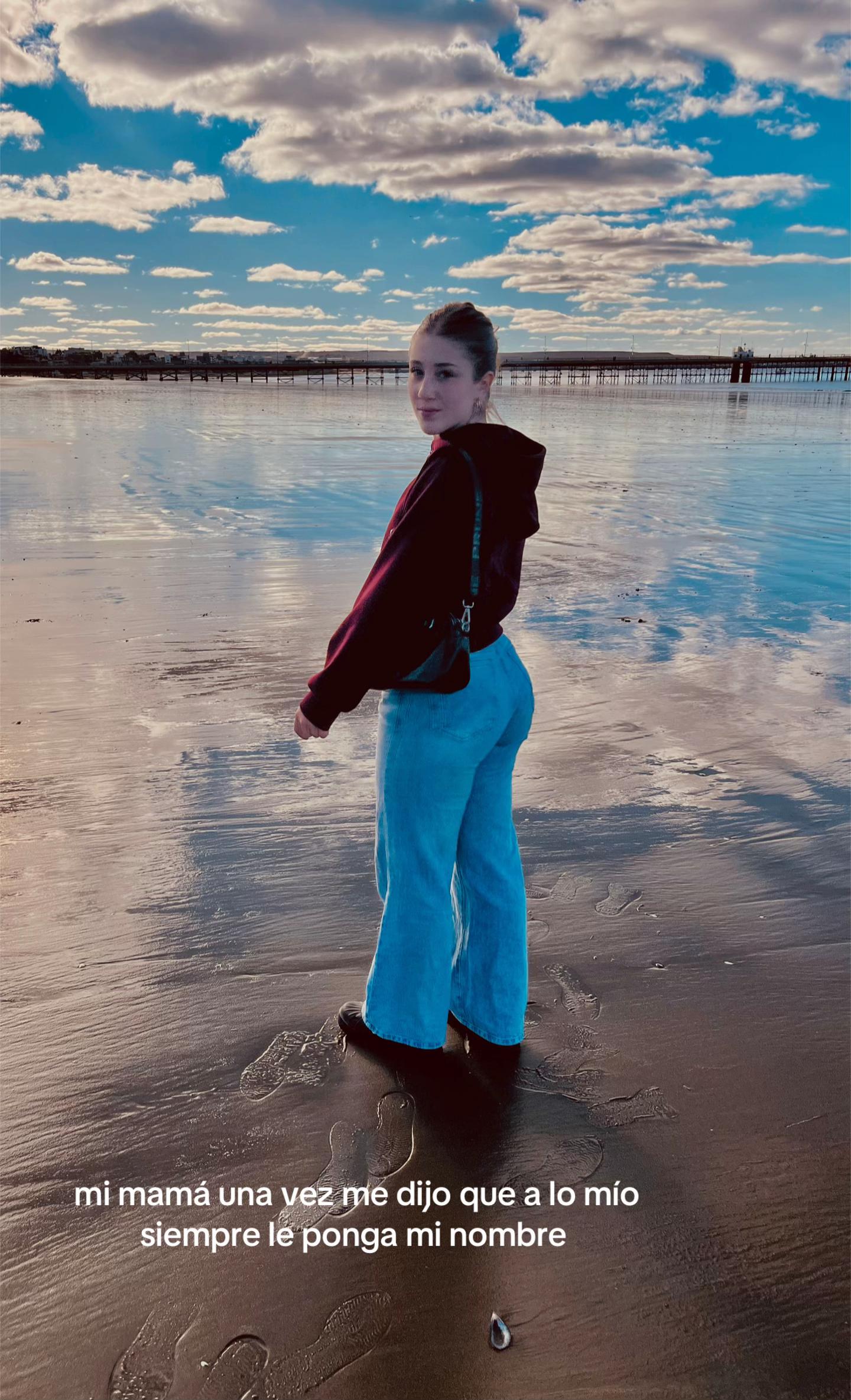 @✨