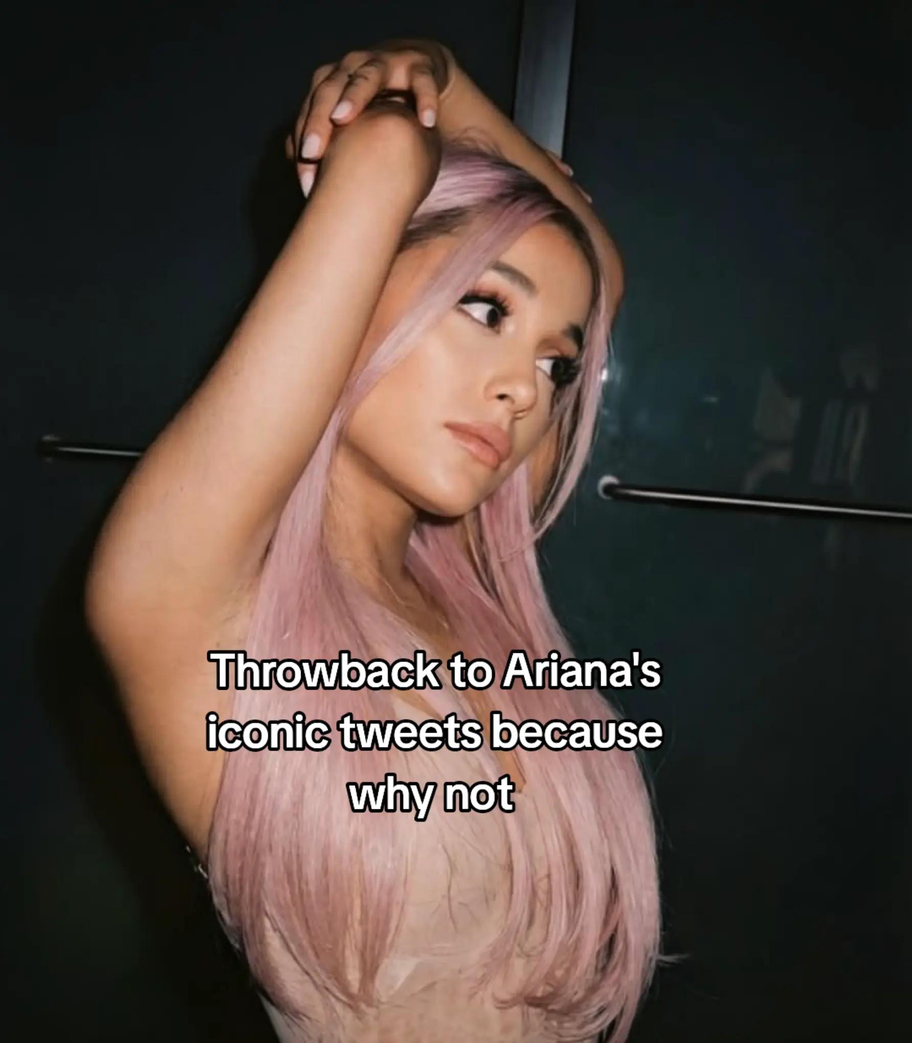 @𝒩