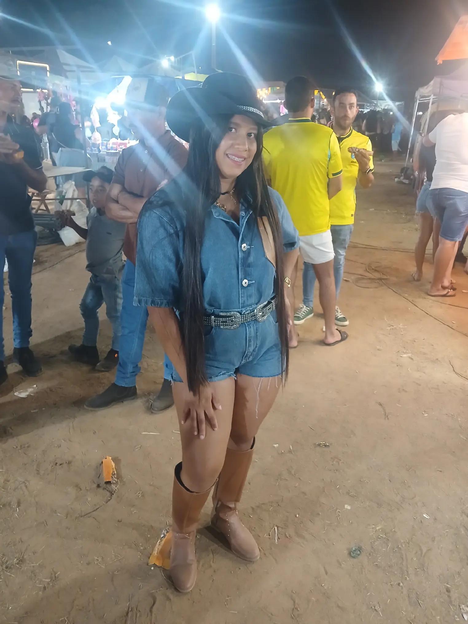 @Ana Carla